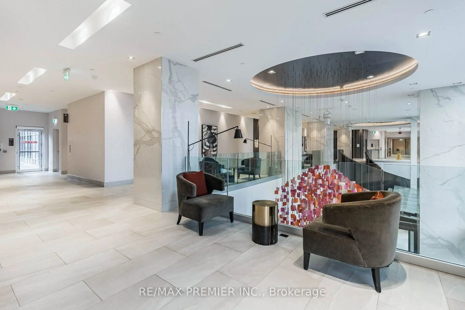 5 Mabelle Avenue, #1029