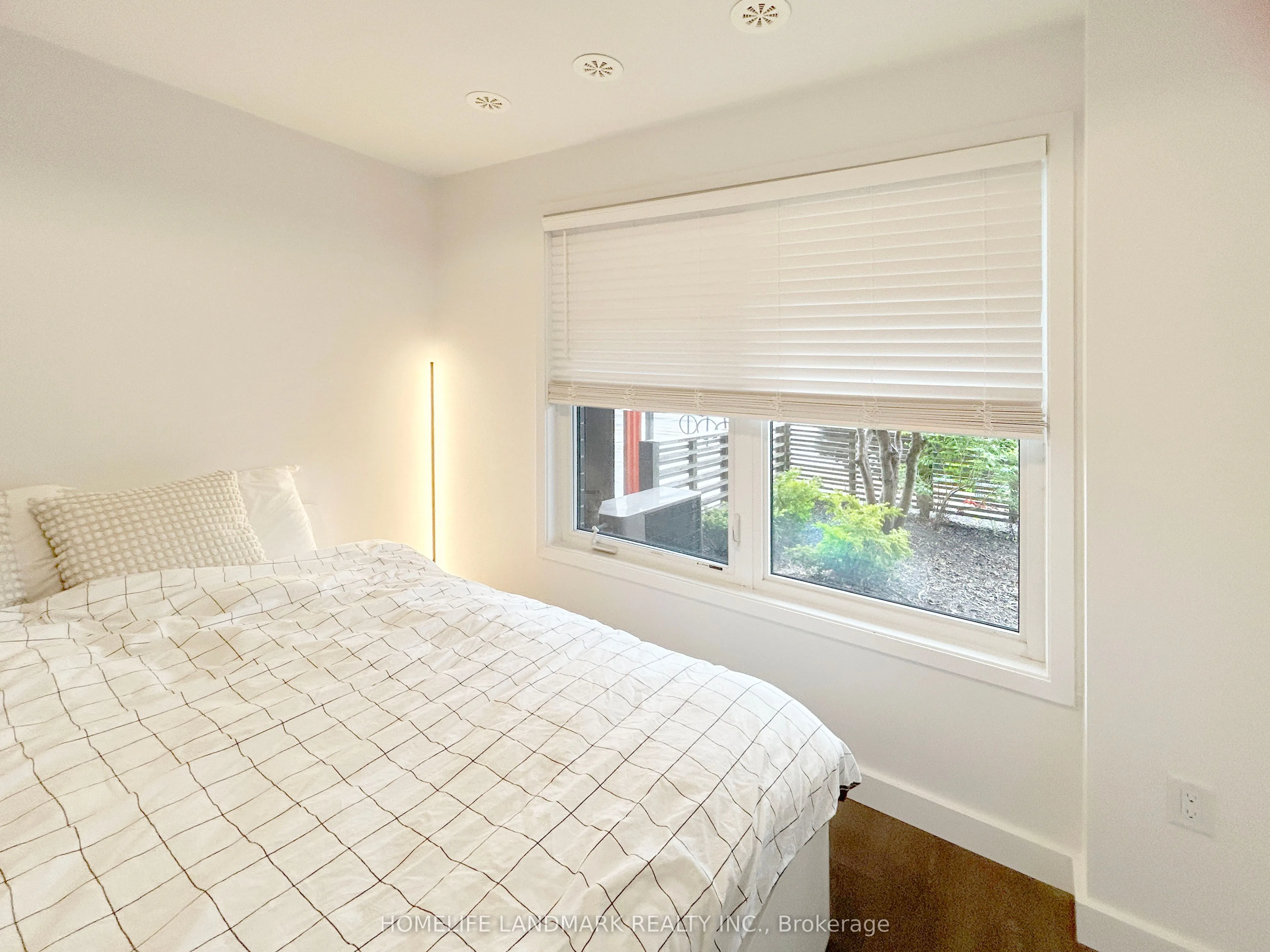 5005 Harvard Road, #101