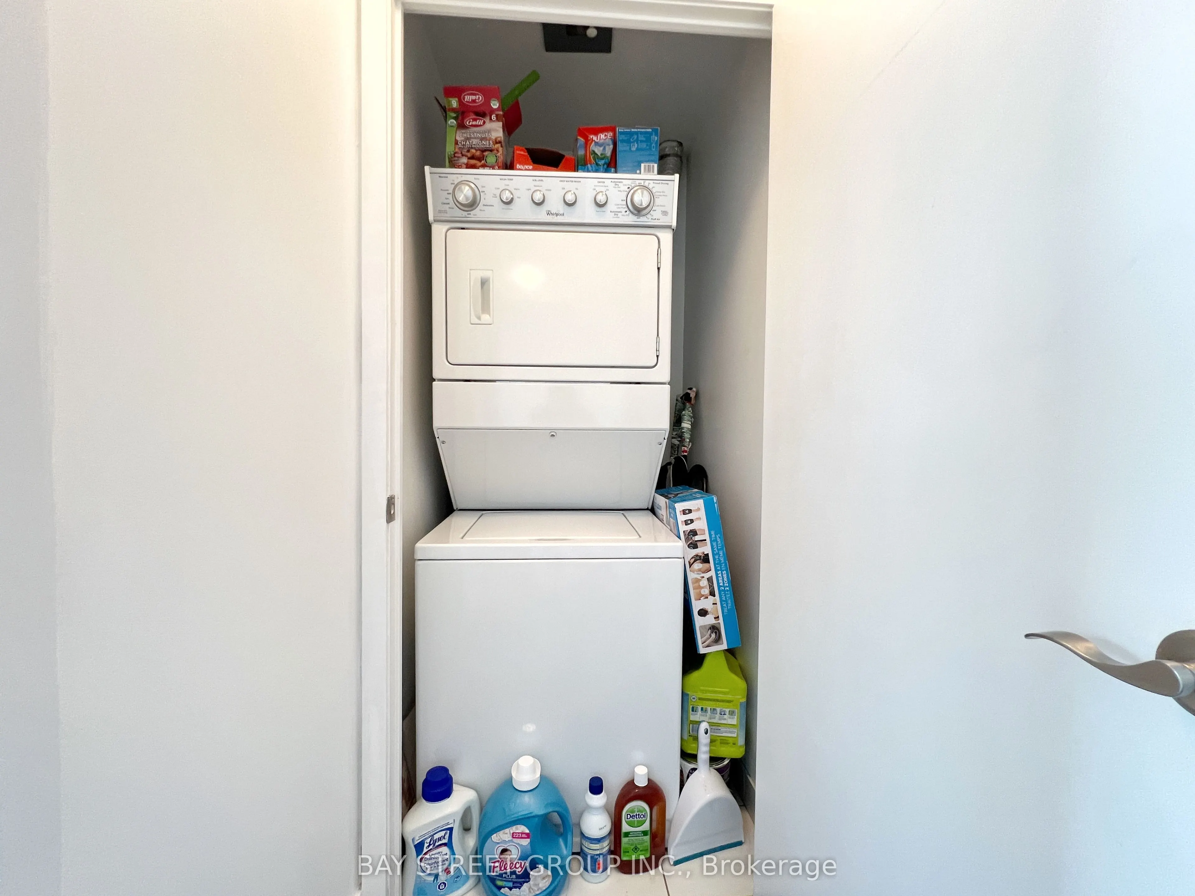840 Queens Plate Drive, #409