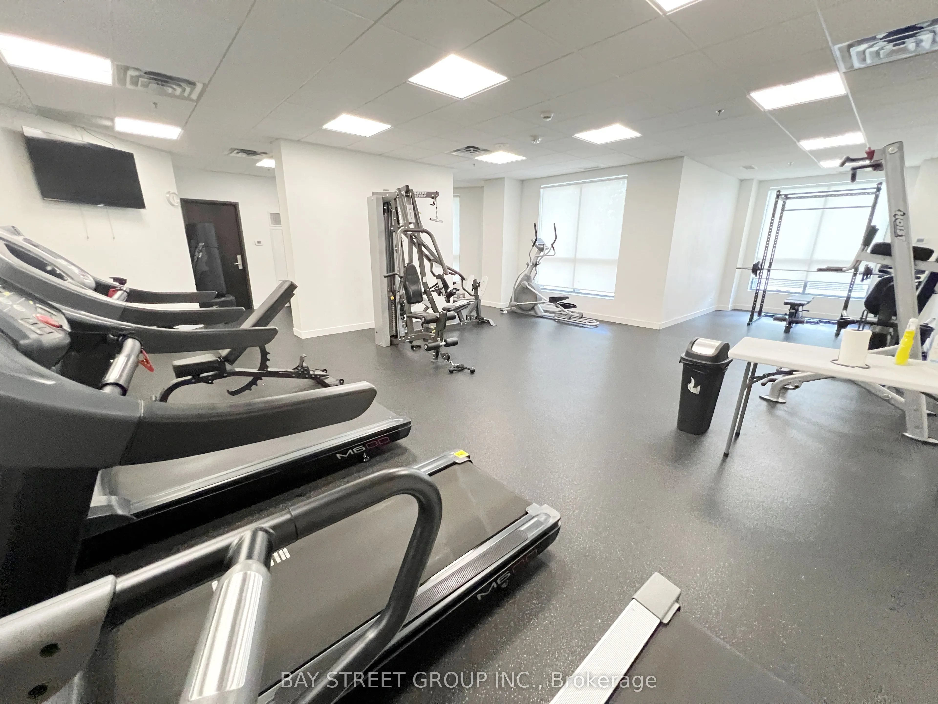 840 Queens Plate Drive, #409