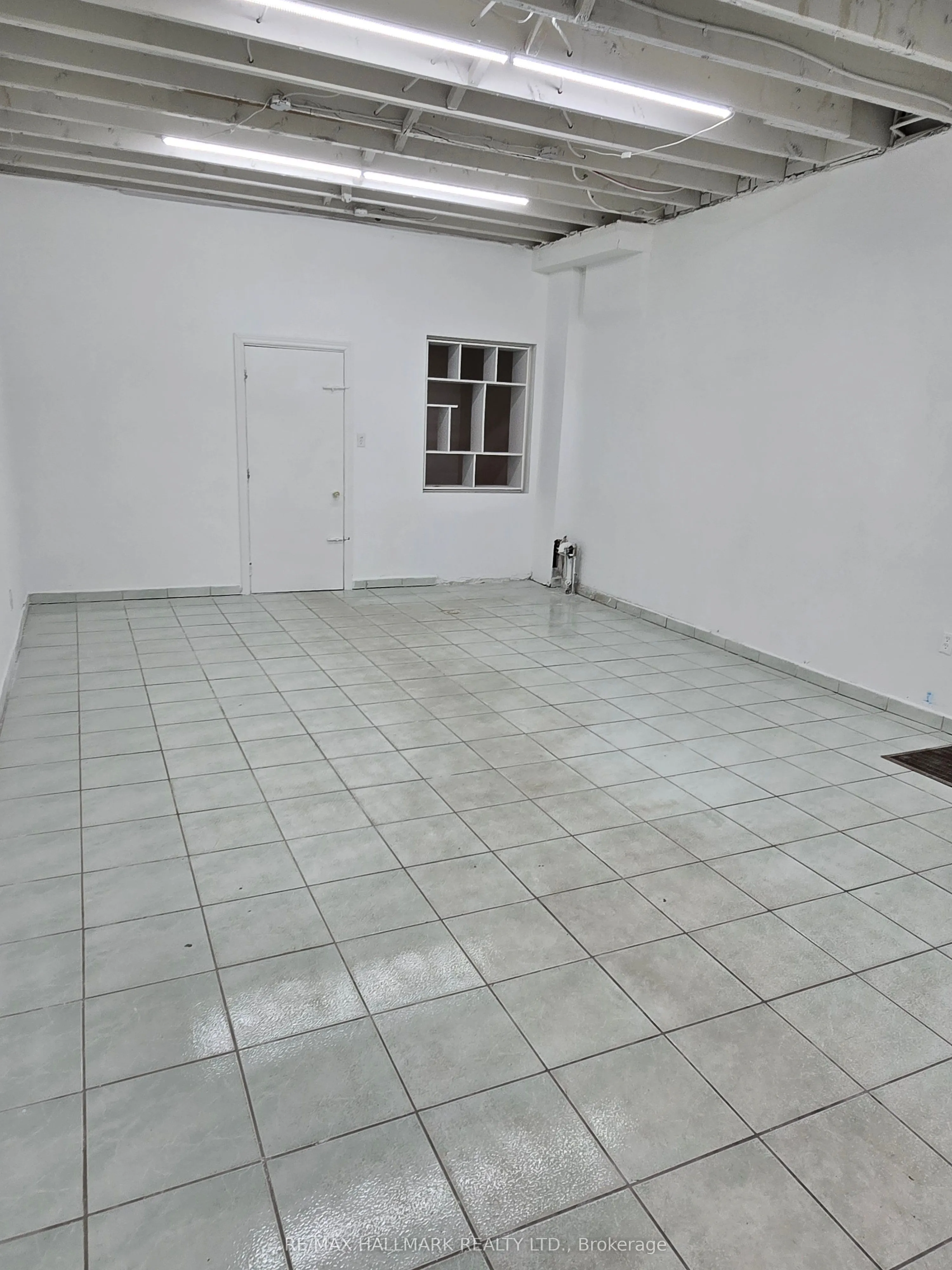1752 St Clair Avenue W, #Main