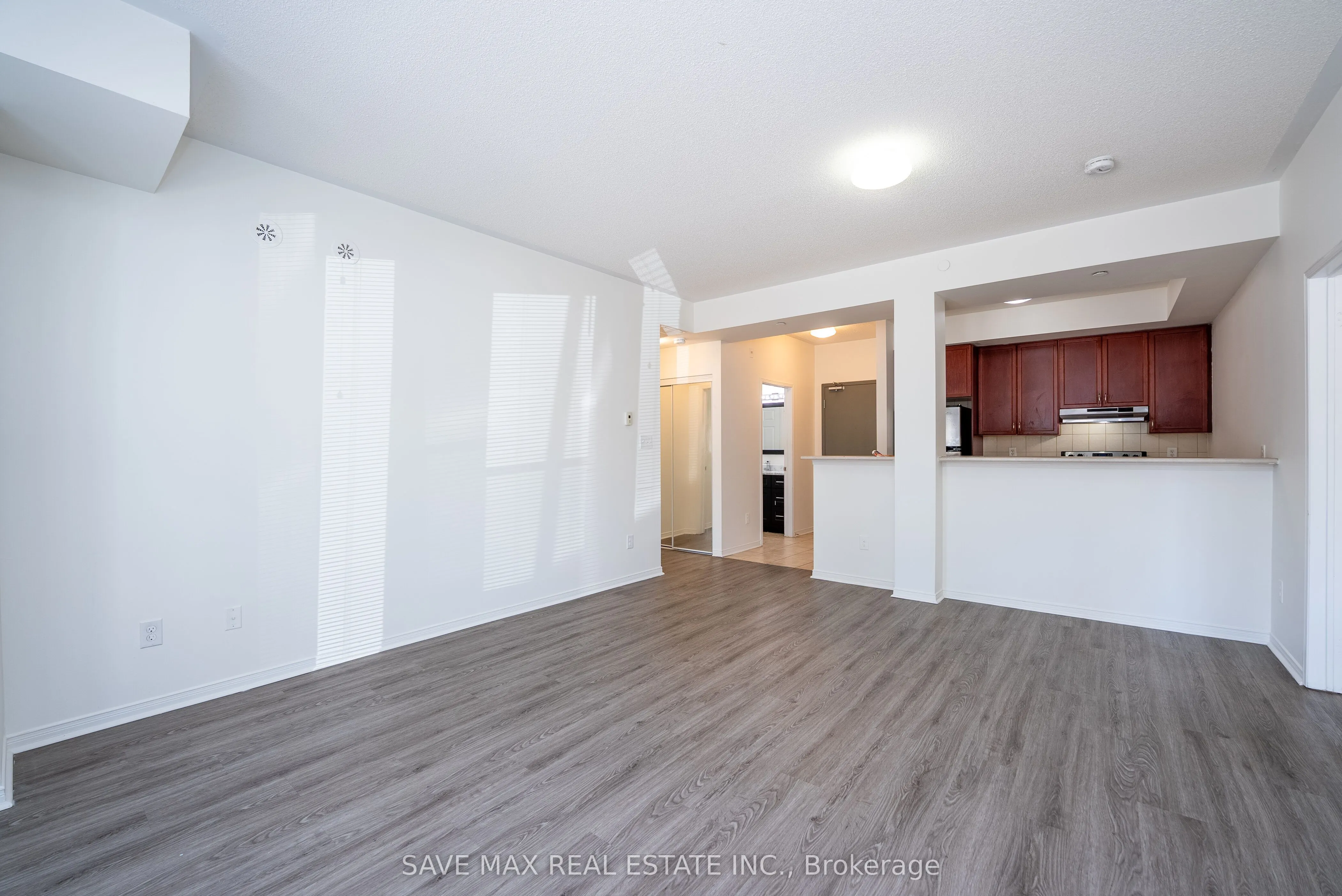 5150 Winston Churchill Boulevard, #102