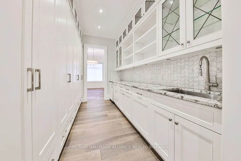 482 Morrison Road