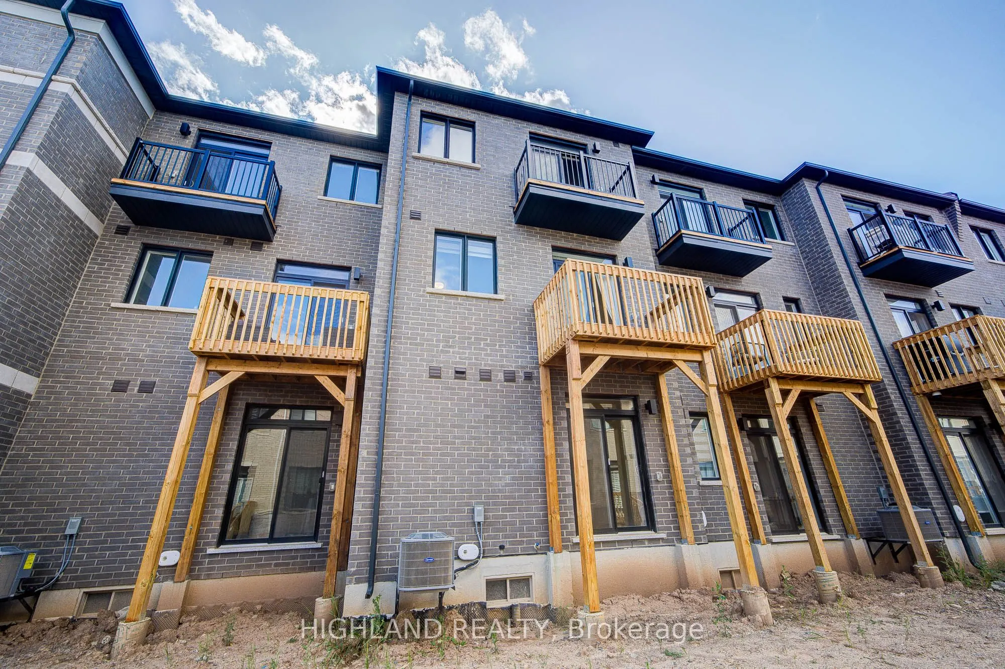 3053 Robert Lamb Boulevard