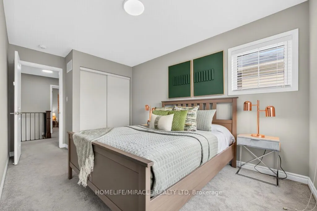1335 Rose Way