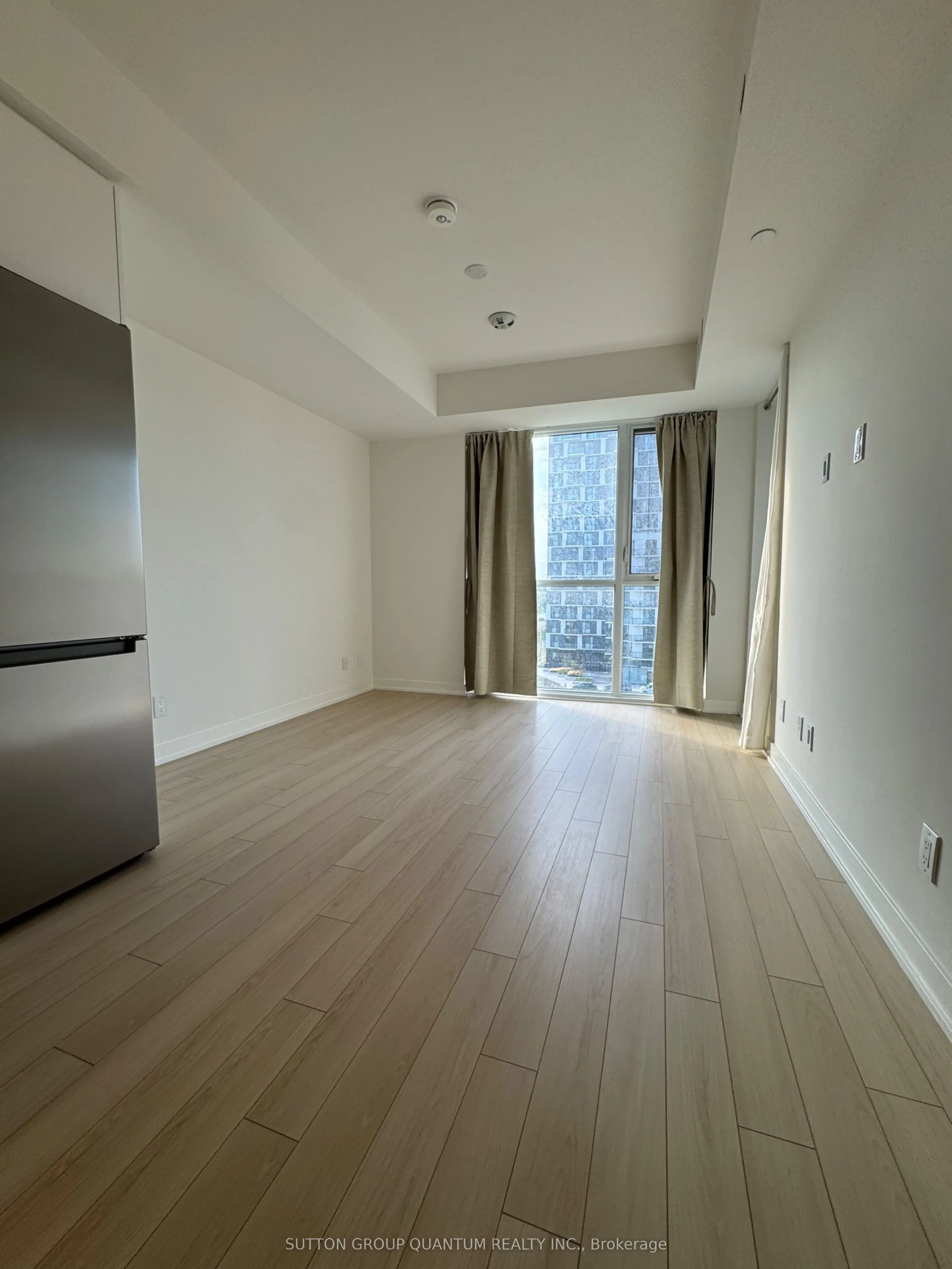 3079 Trafalgar Road, #607