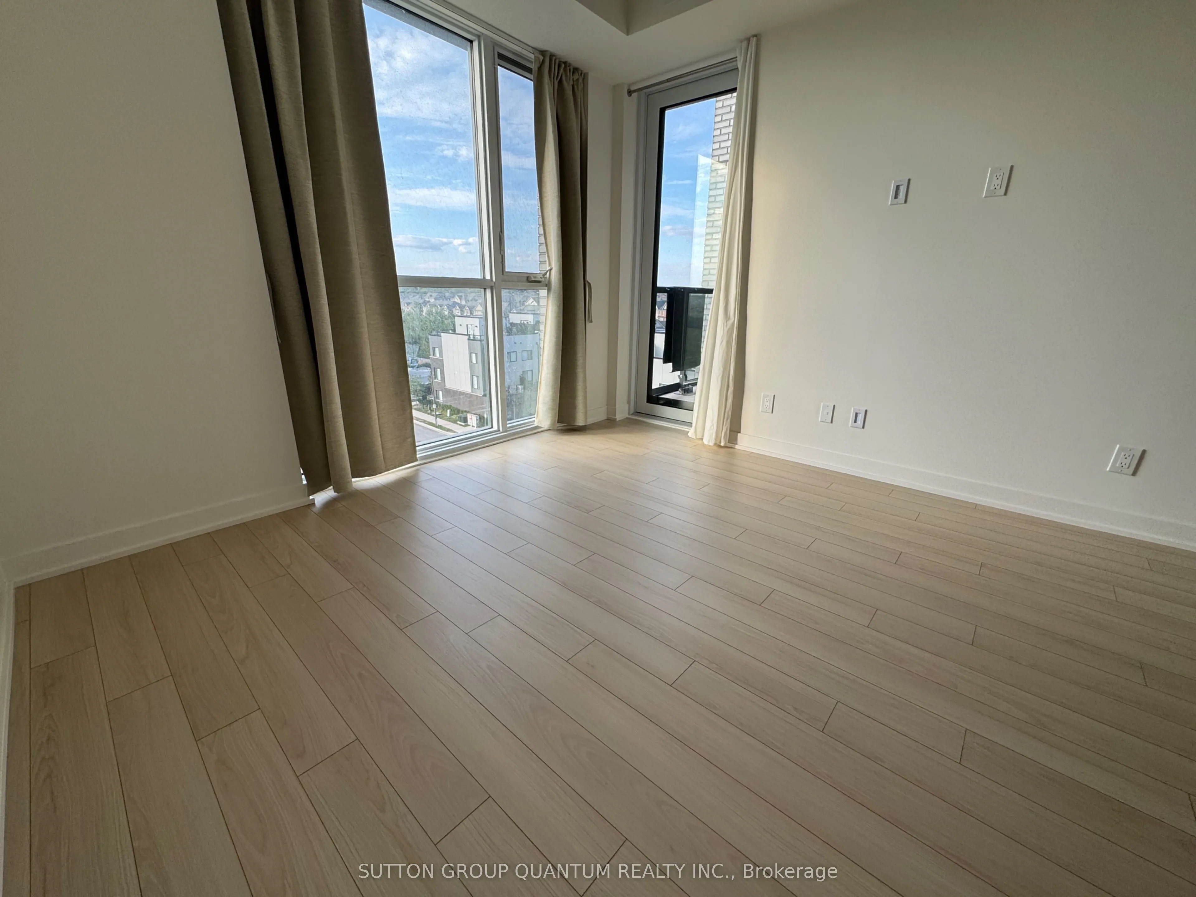 3079 Trafalgar Road, #607