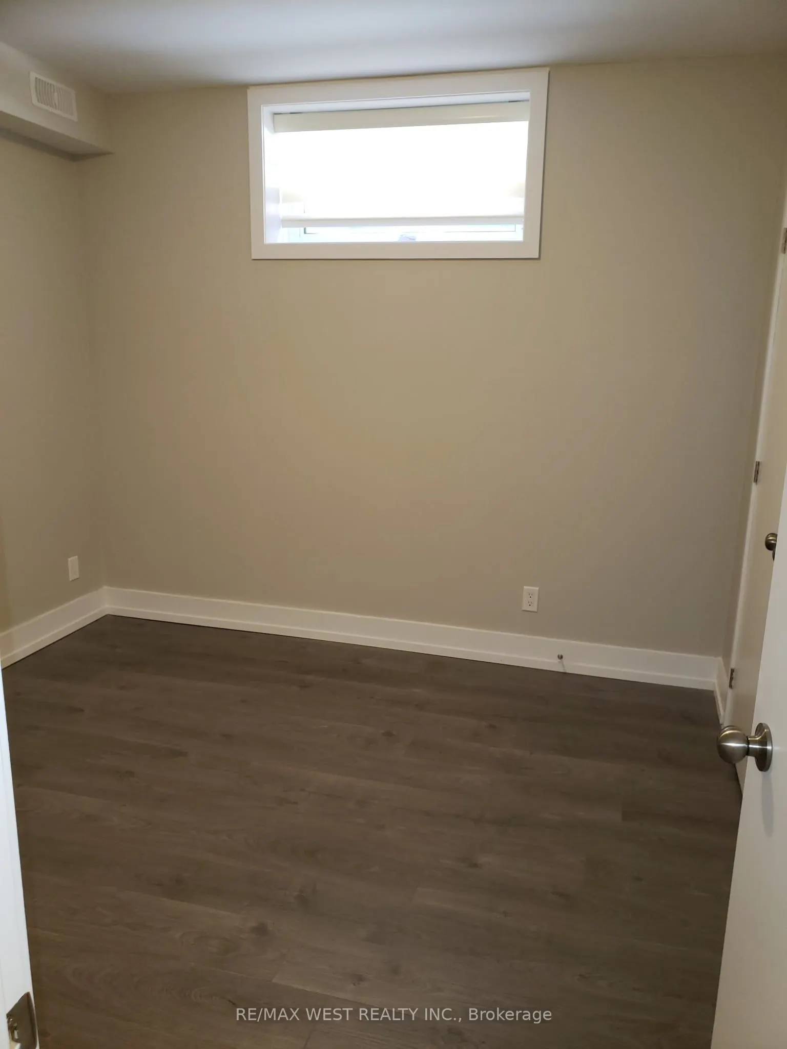 112 Algoma Street, #Bsmt