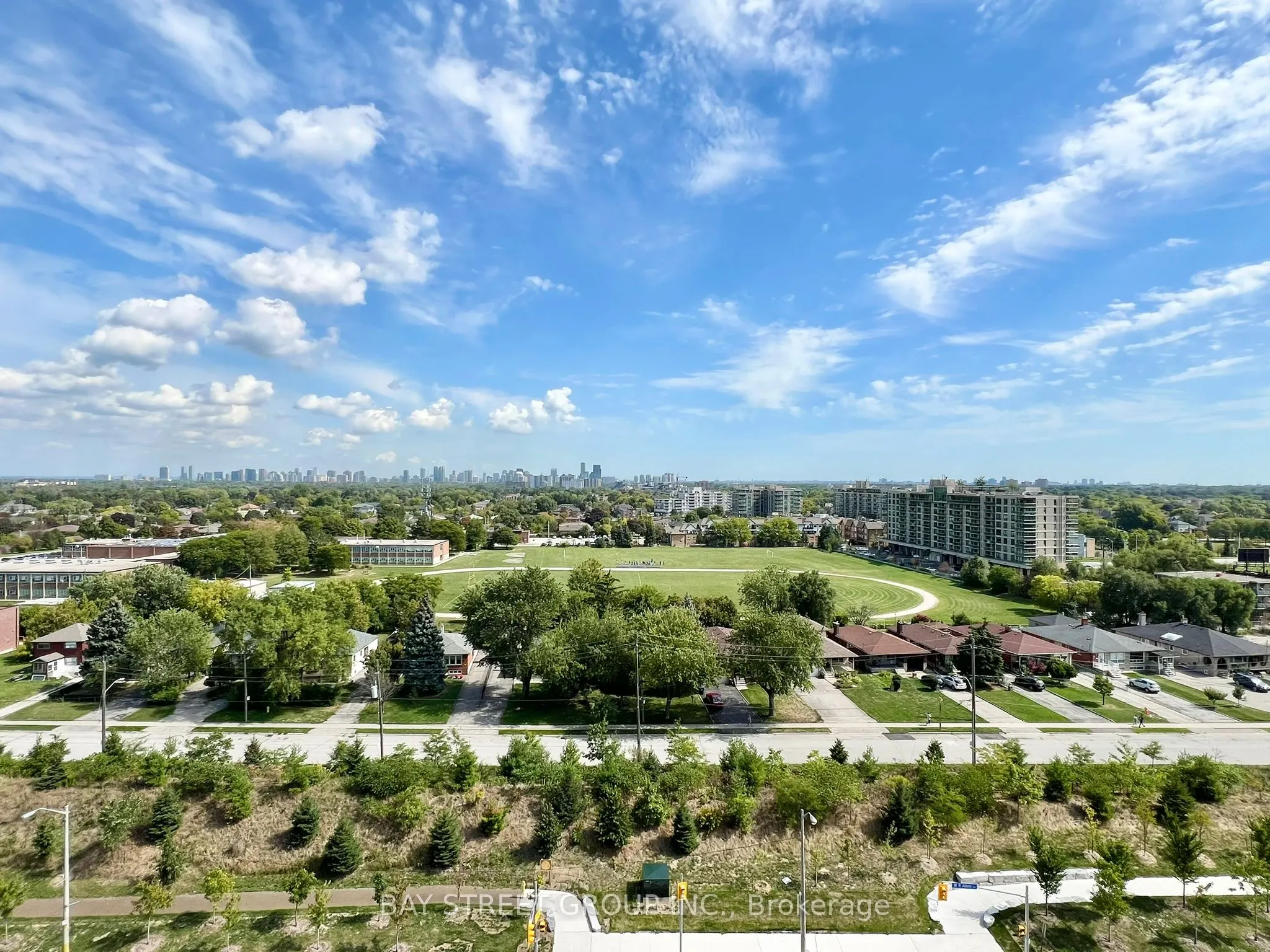 10 De Boers Drive, #1111