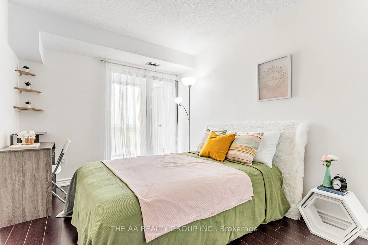 21 Markbrook Lane E, #1004