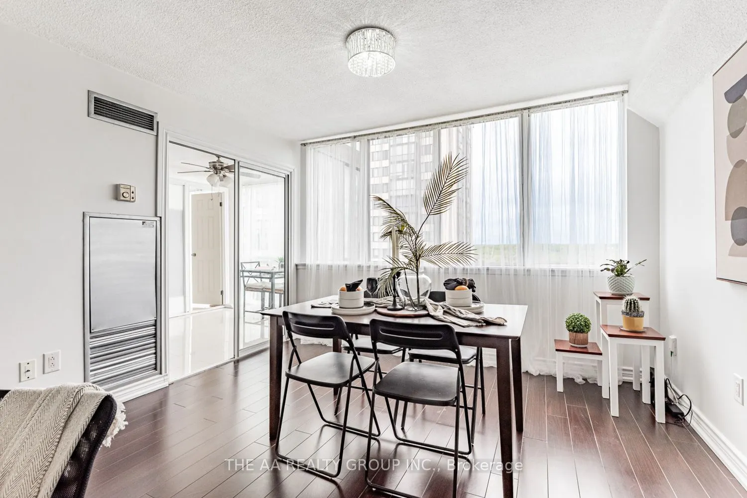21 Markbrook Lane E, #1004