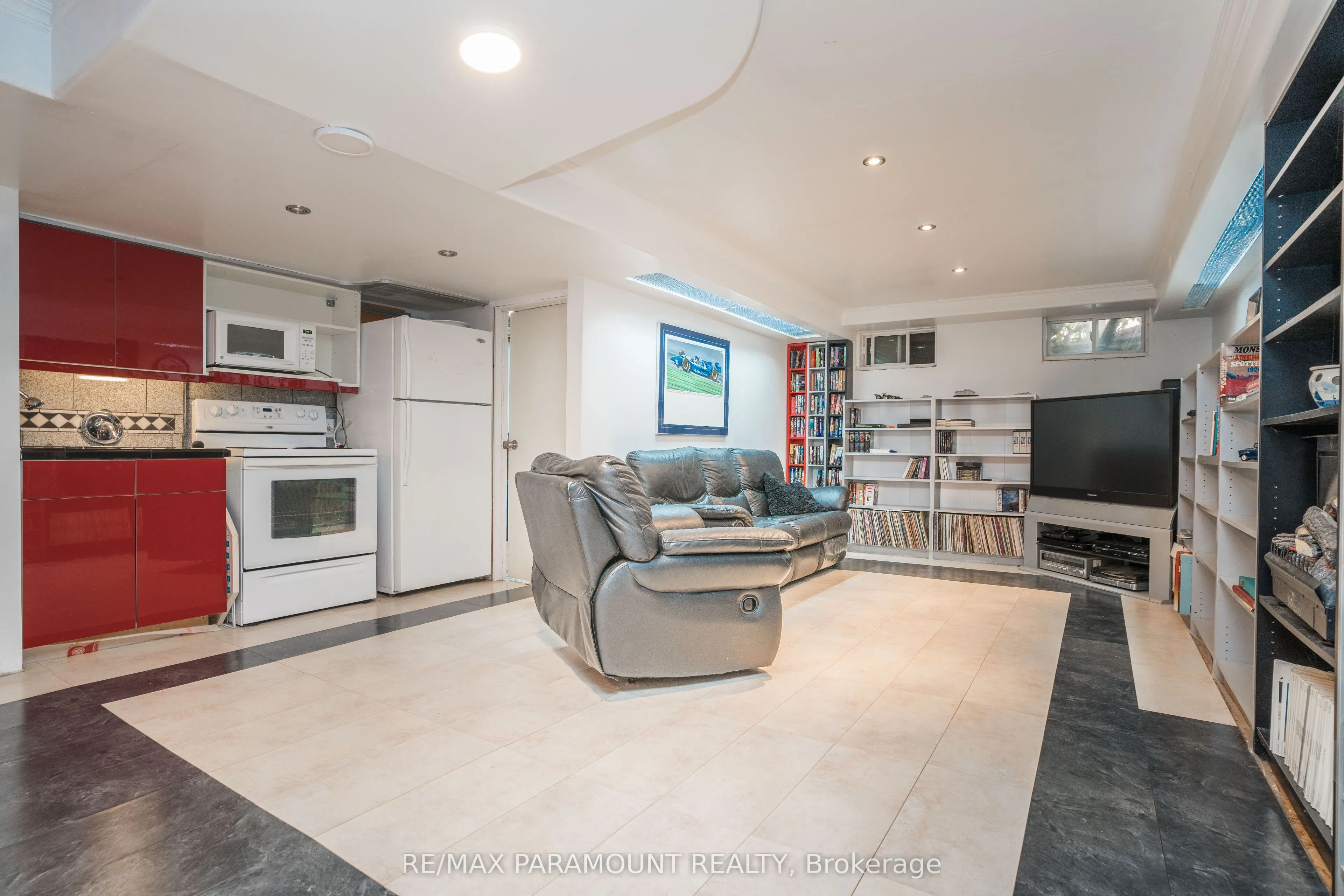 59 Watson Crescent