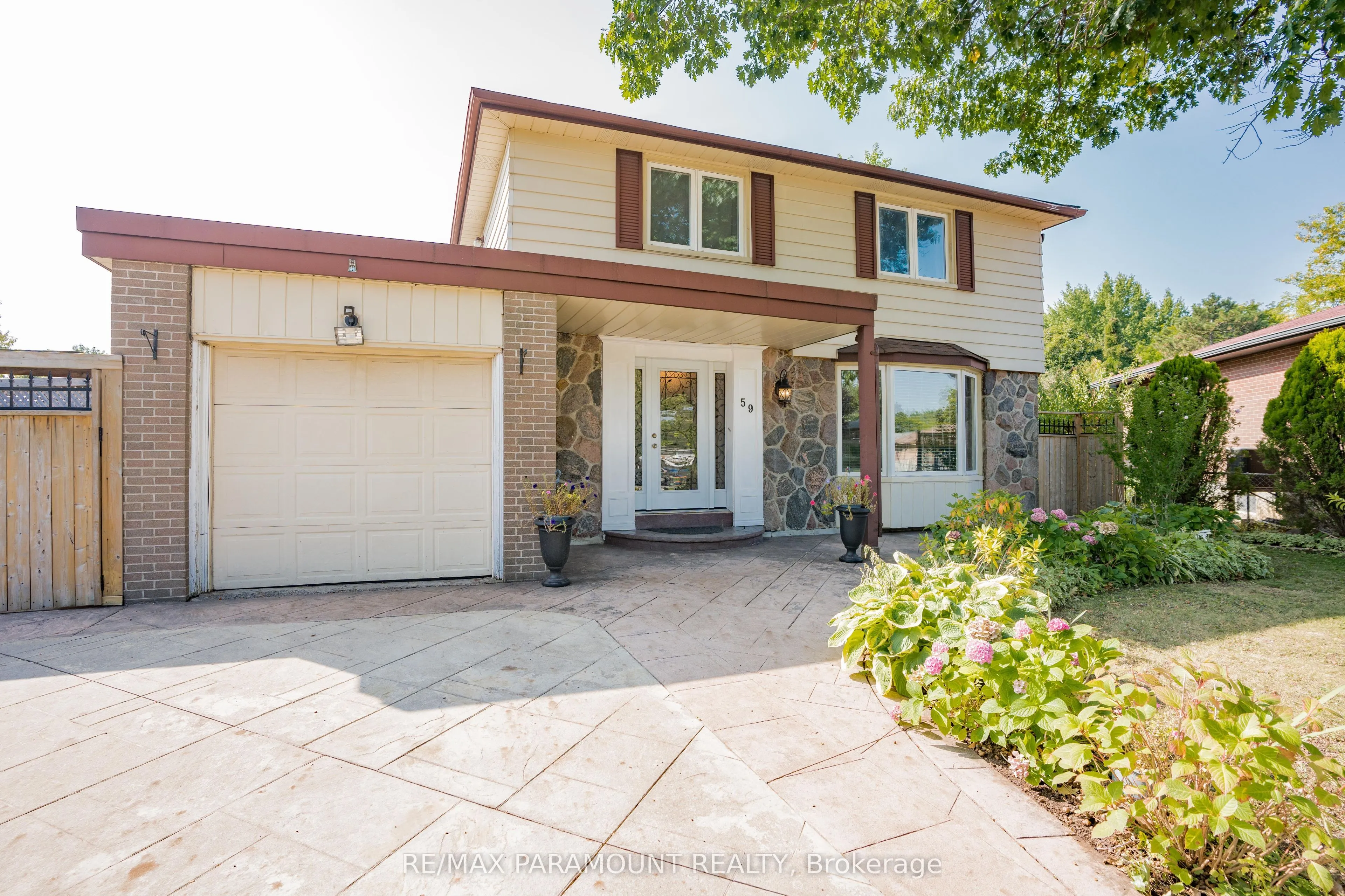 59 Watson Crescent