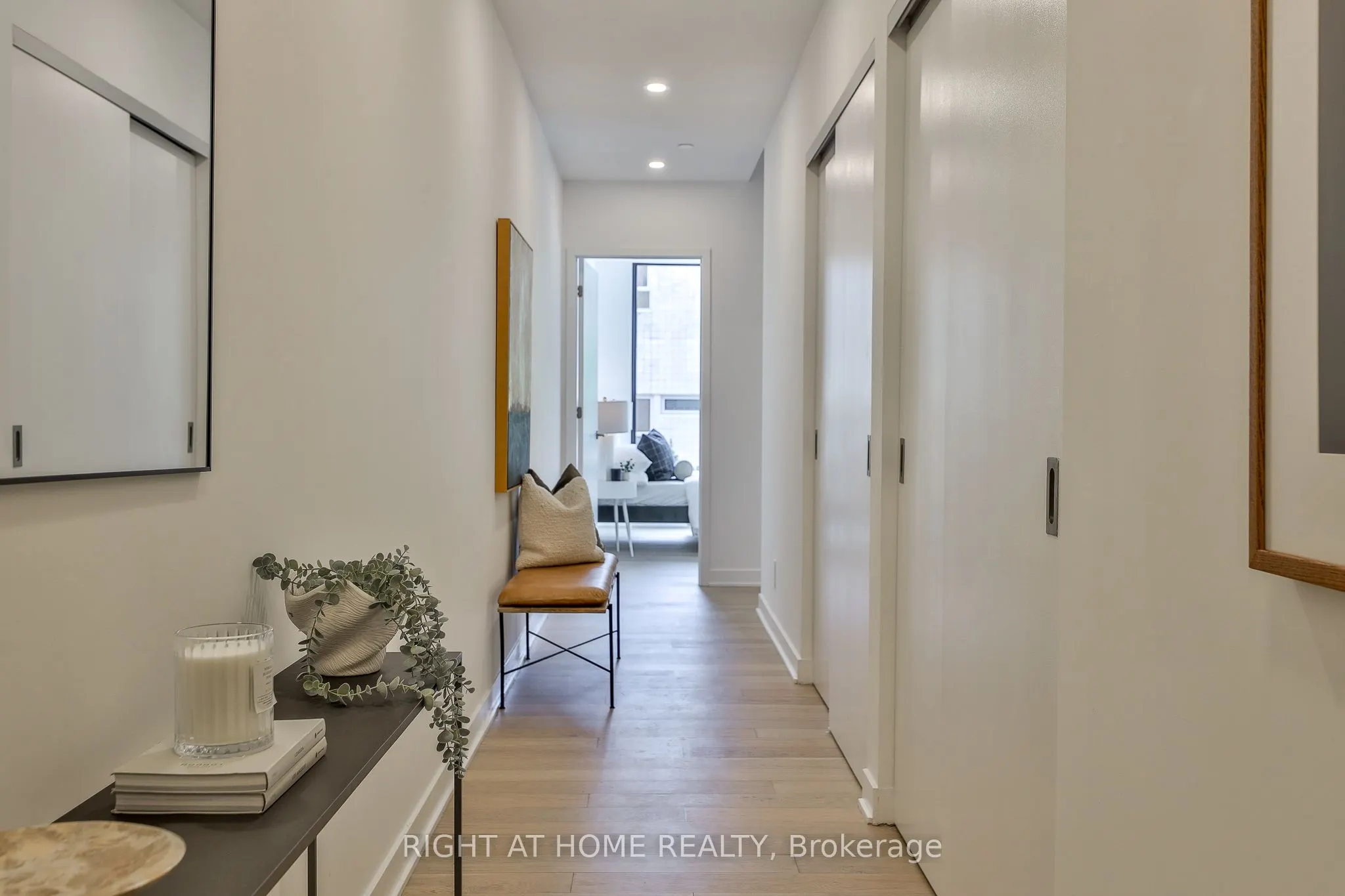 2720 Dundas Street W, #208