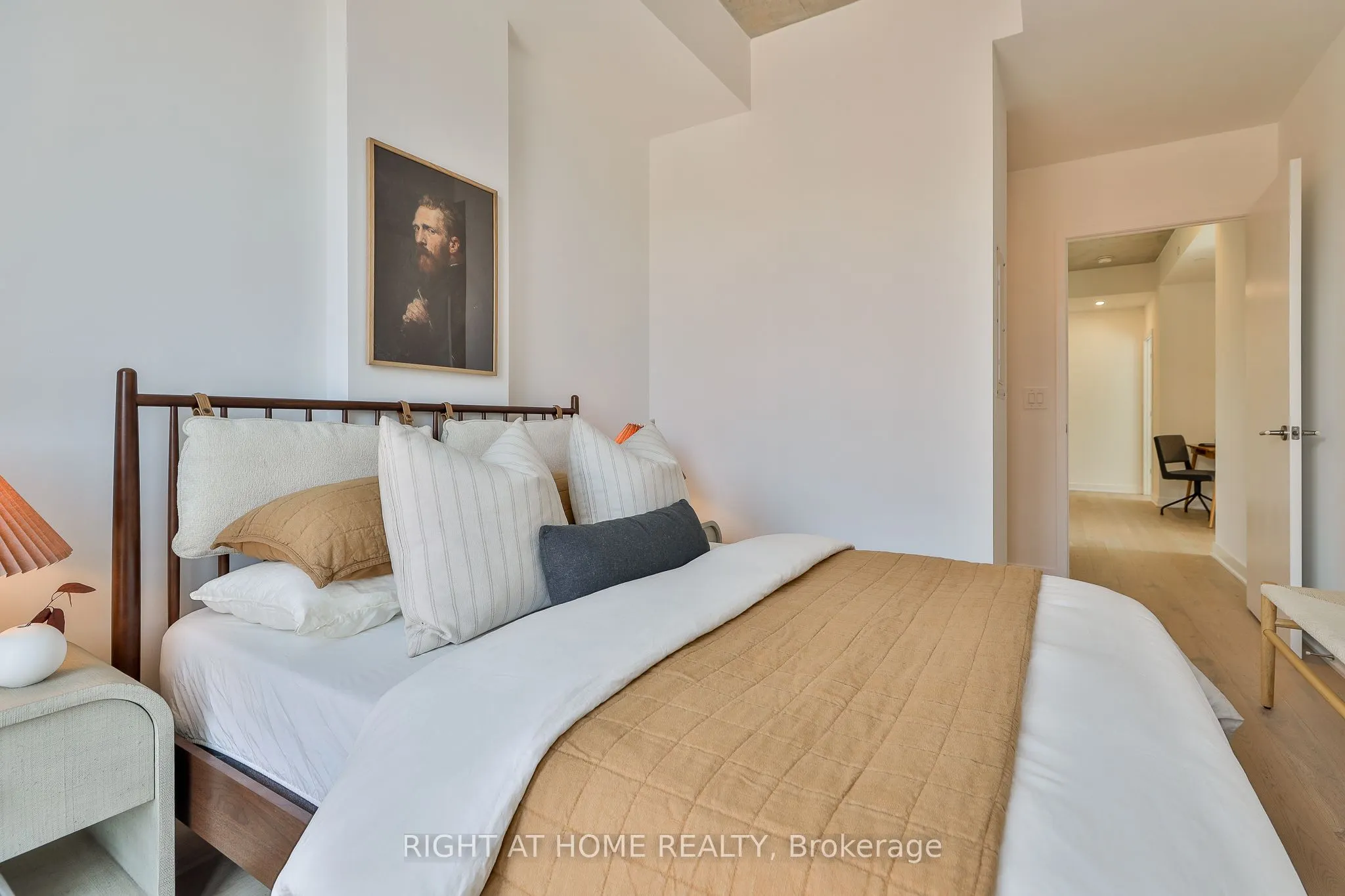2720 Dundas Street W, #208