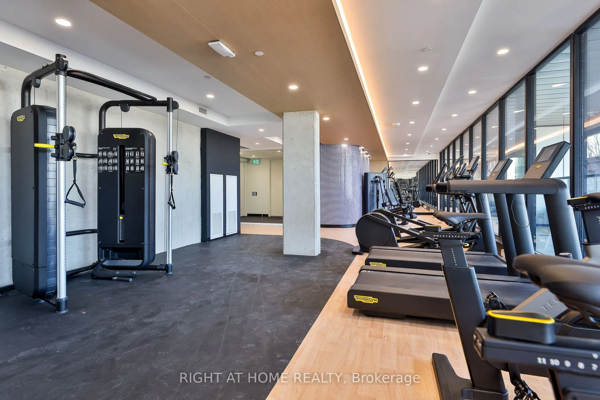 2720 Dundas Street W, #208