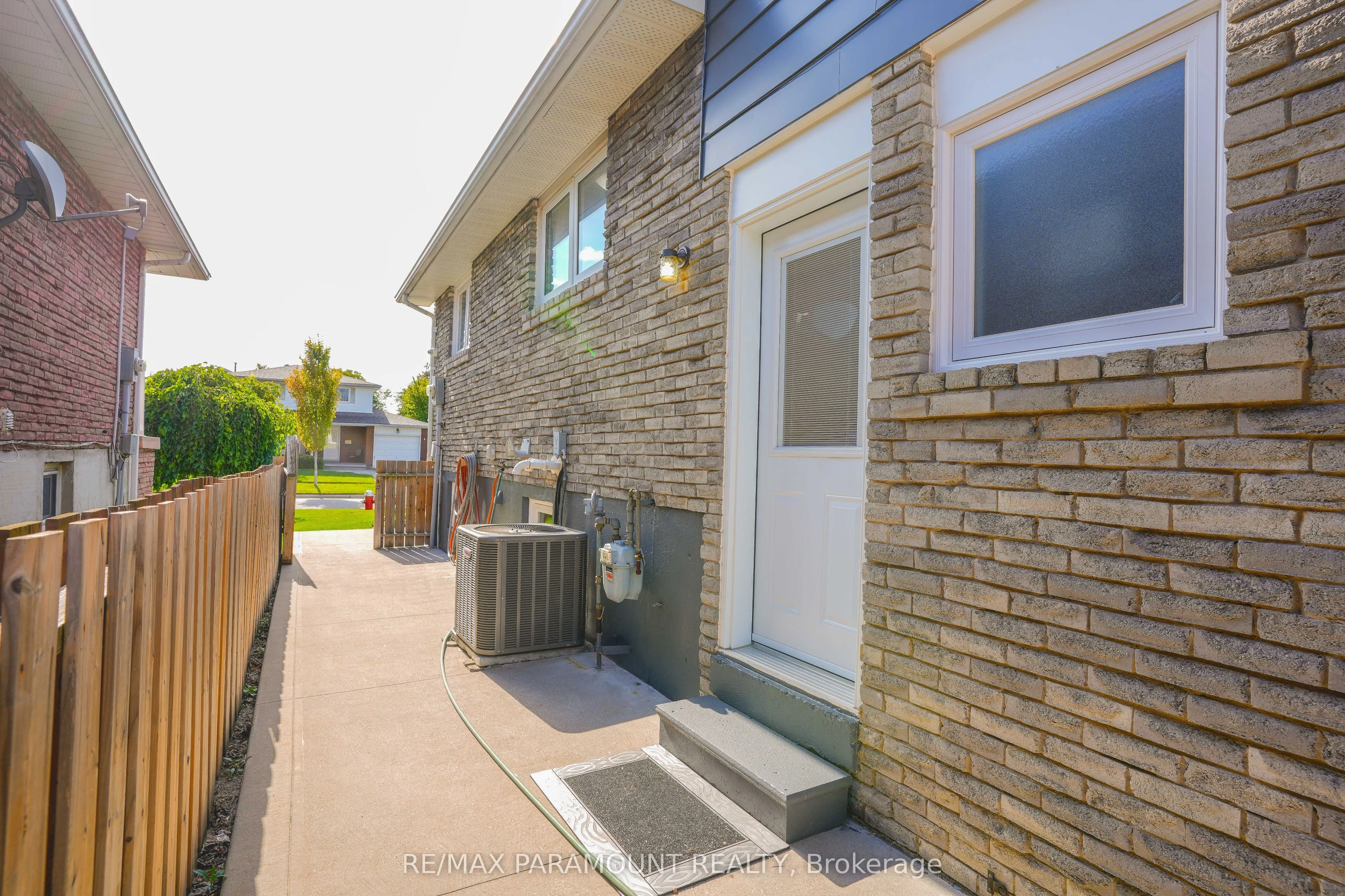 8 Edwin Drive