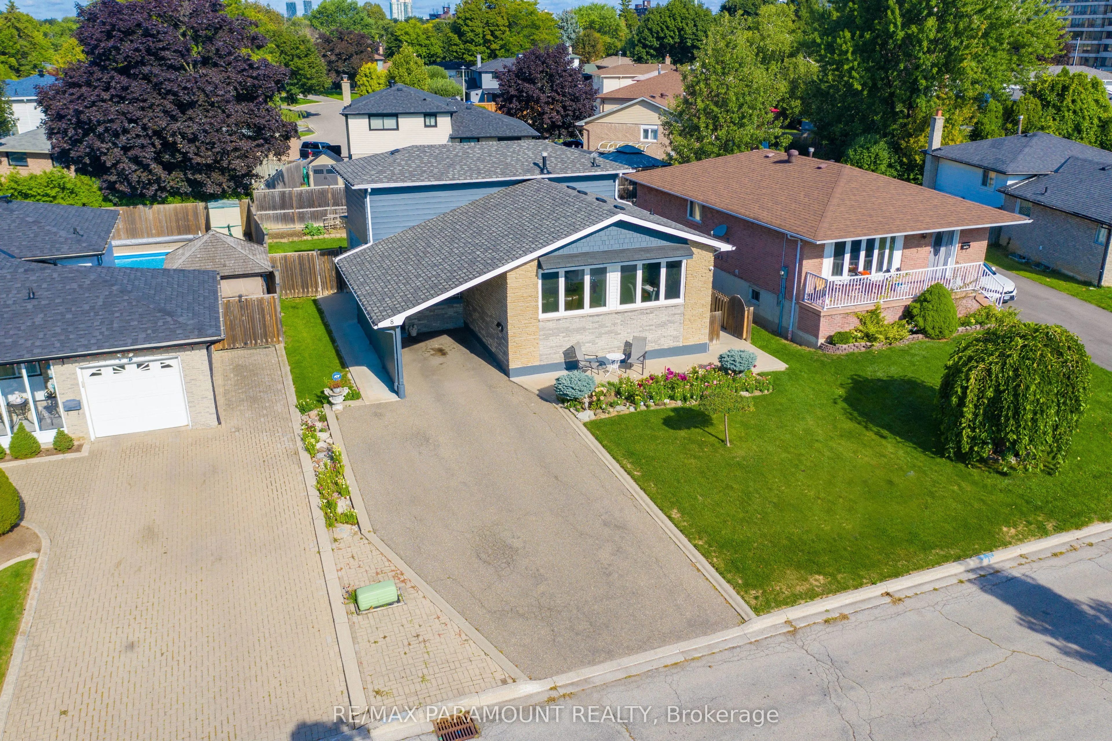 8 Edwin Drive