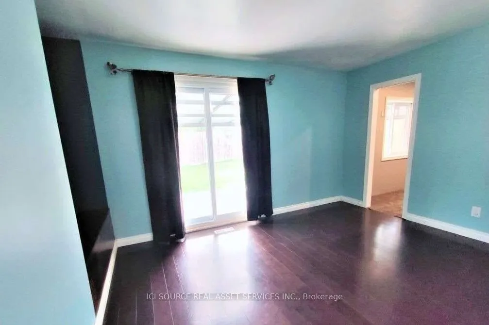 1527 Rusholme Crescent, #Upper Unit