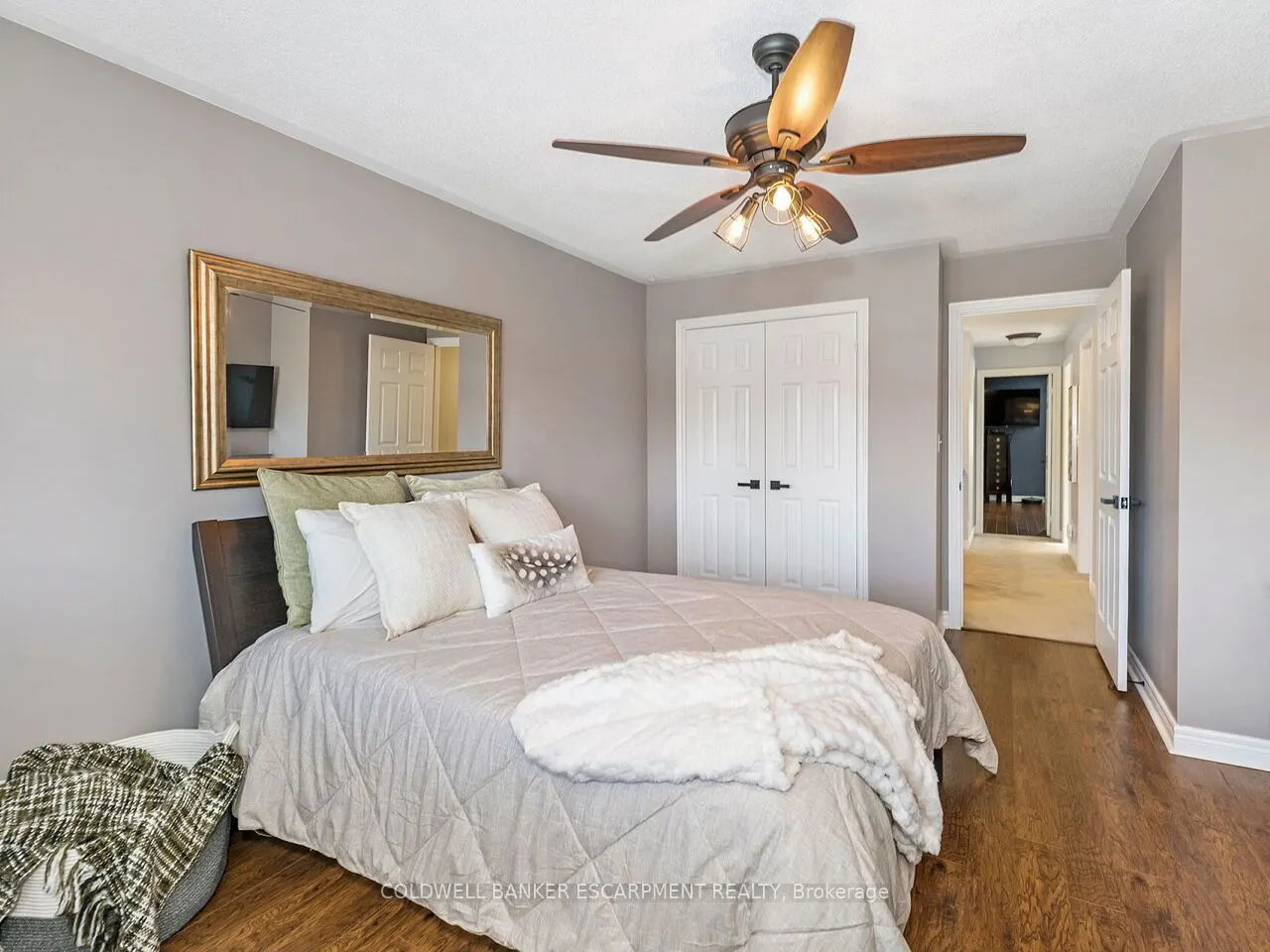109 Mowat Crescent