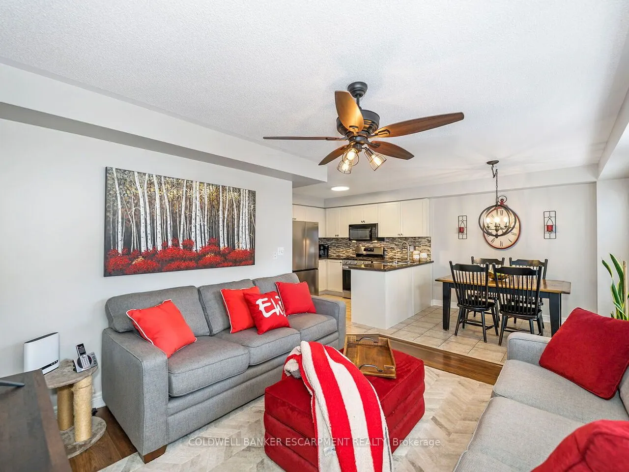 109 Mowat Crescent