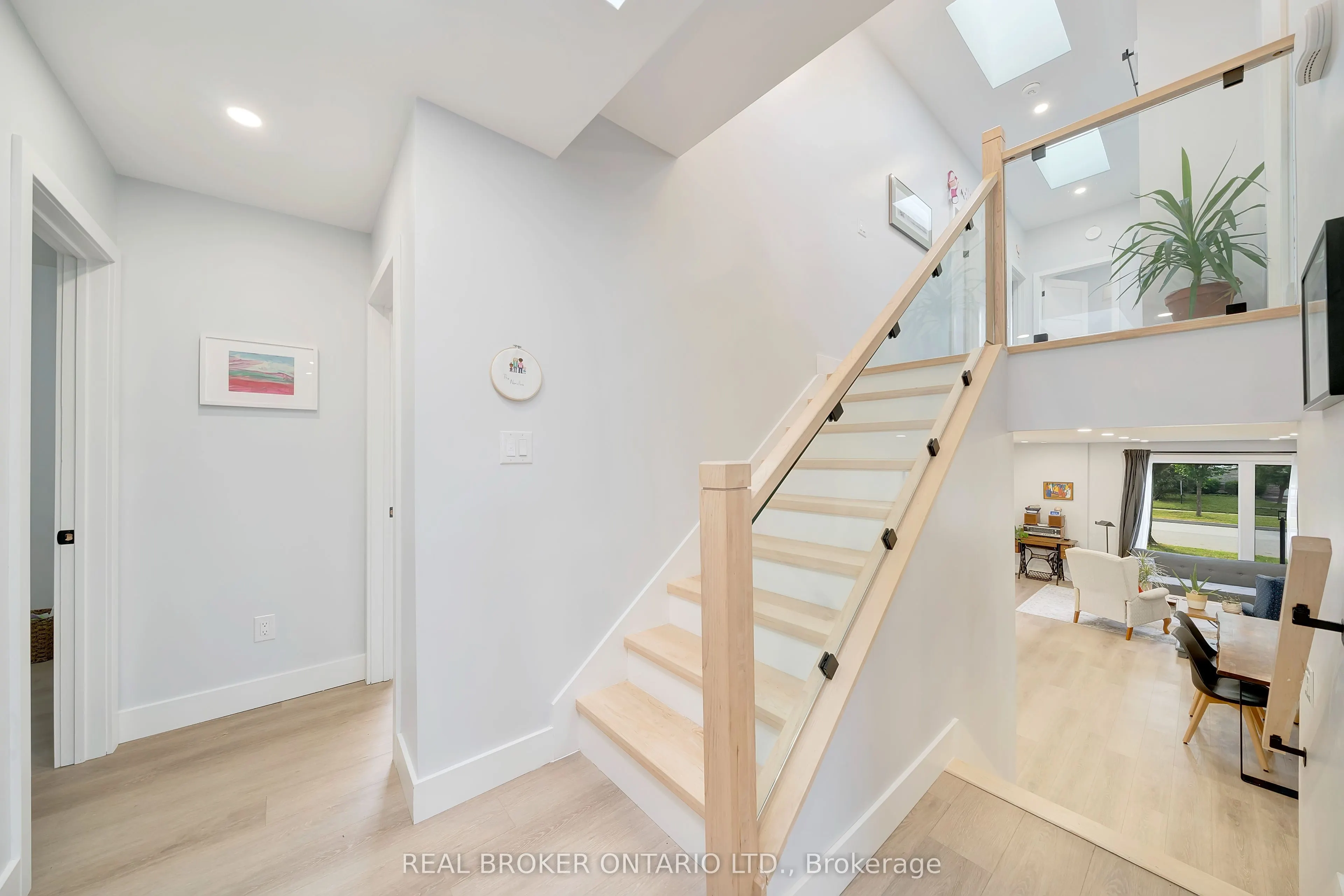 579 Chamberlain Road