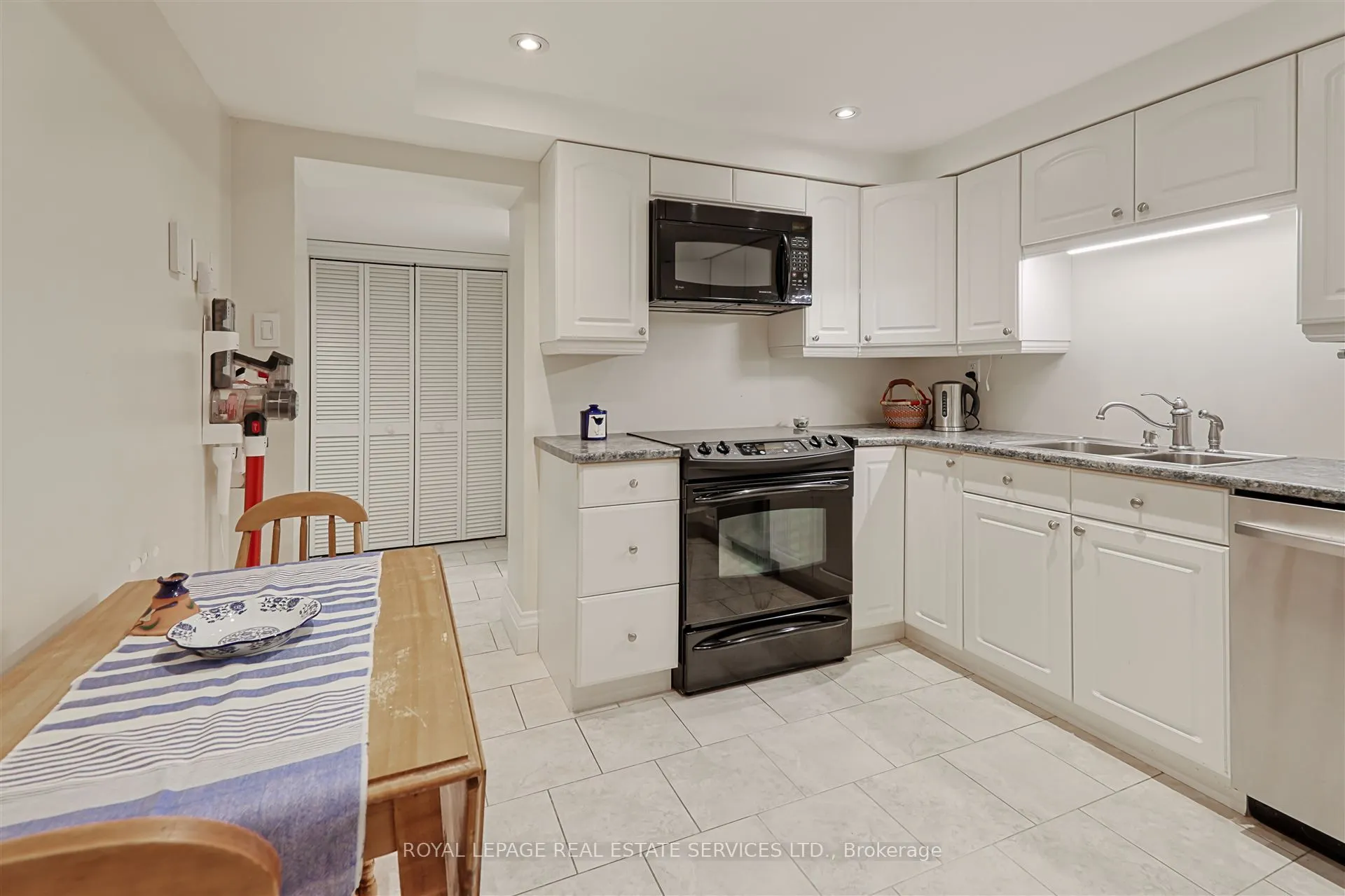 169 Morrison Road