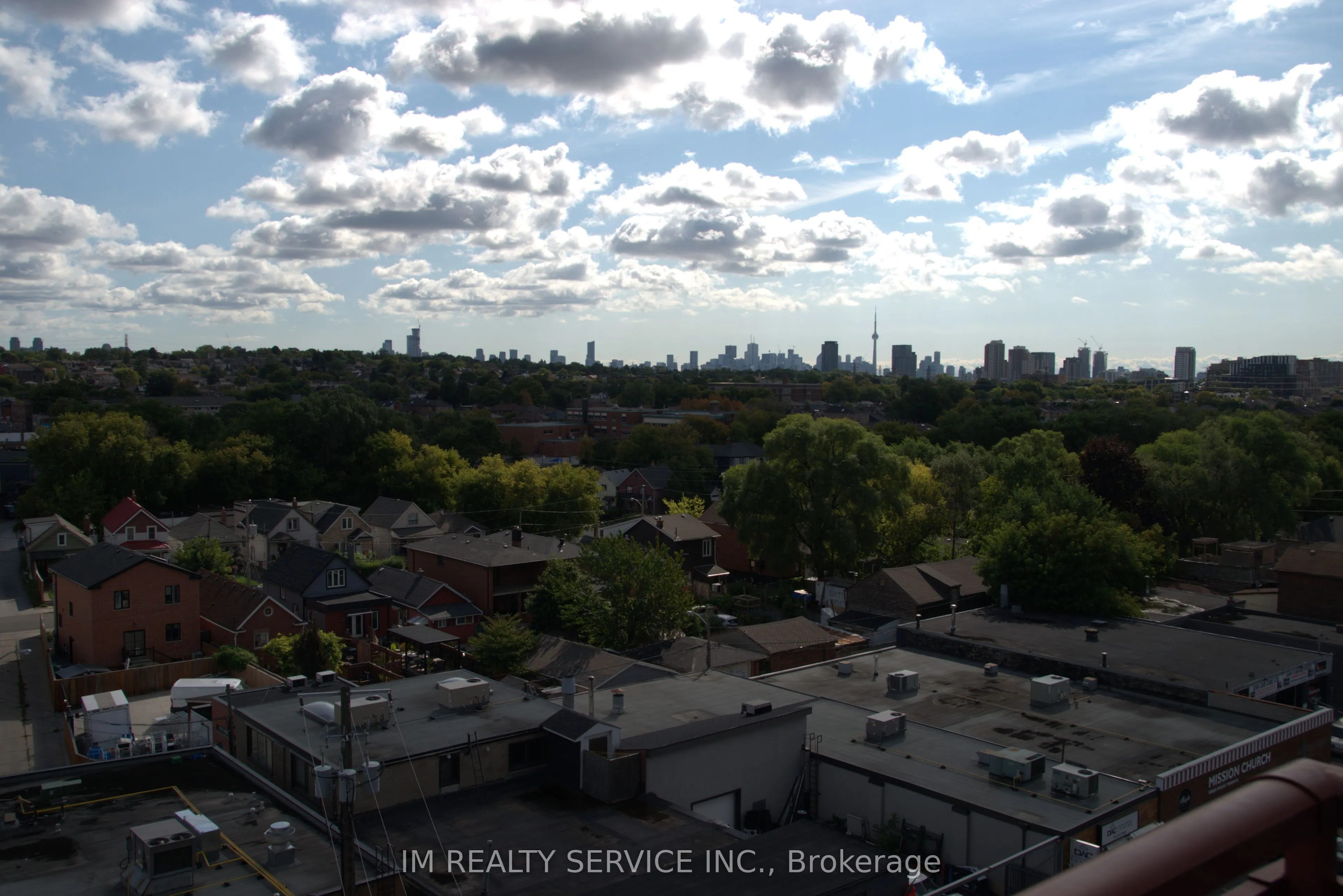 1600 Keele Street, #708