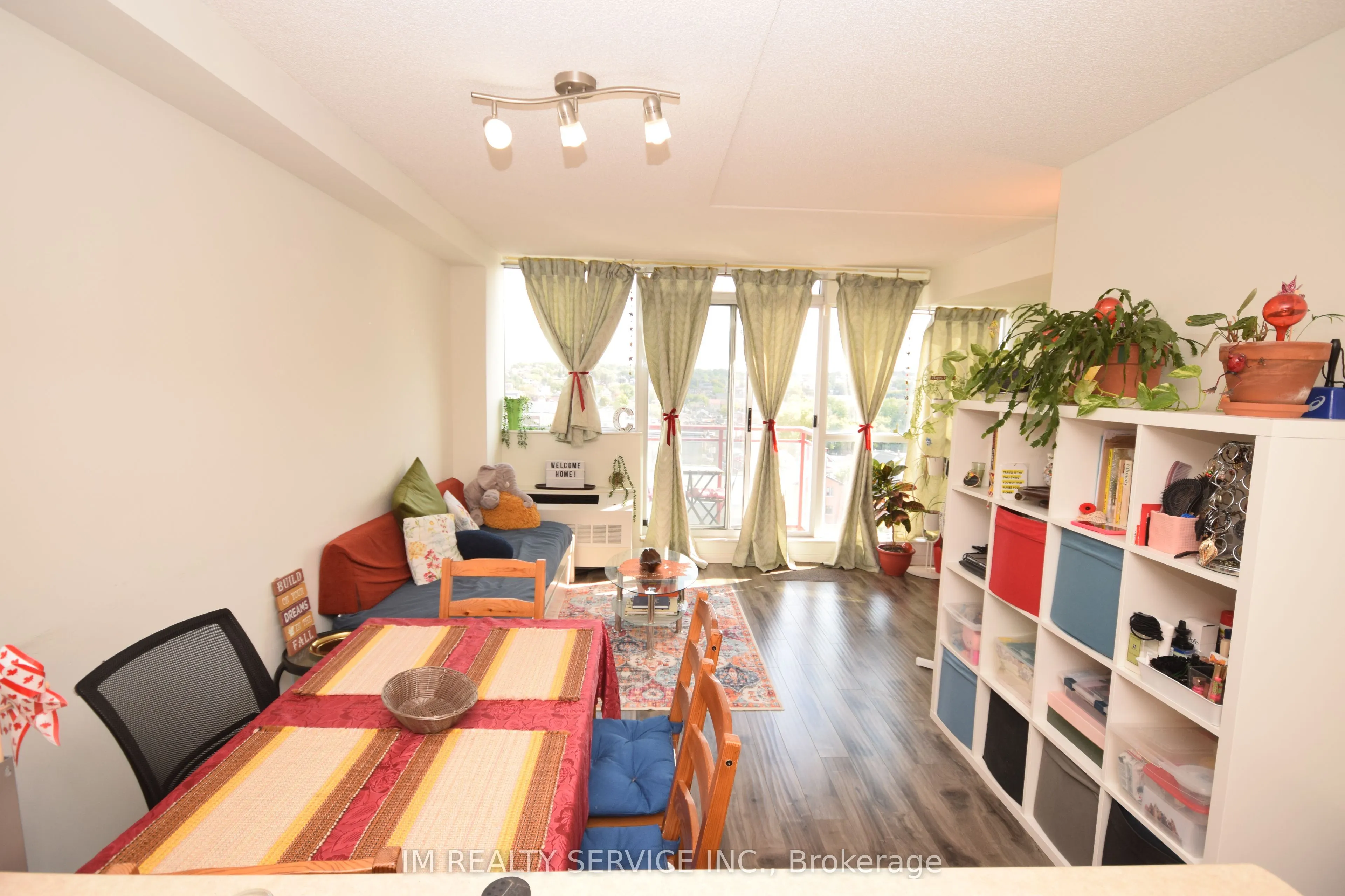 1600 Keele Street, #708