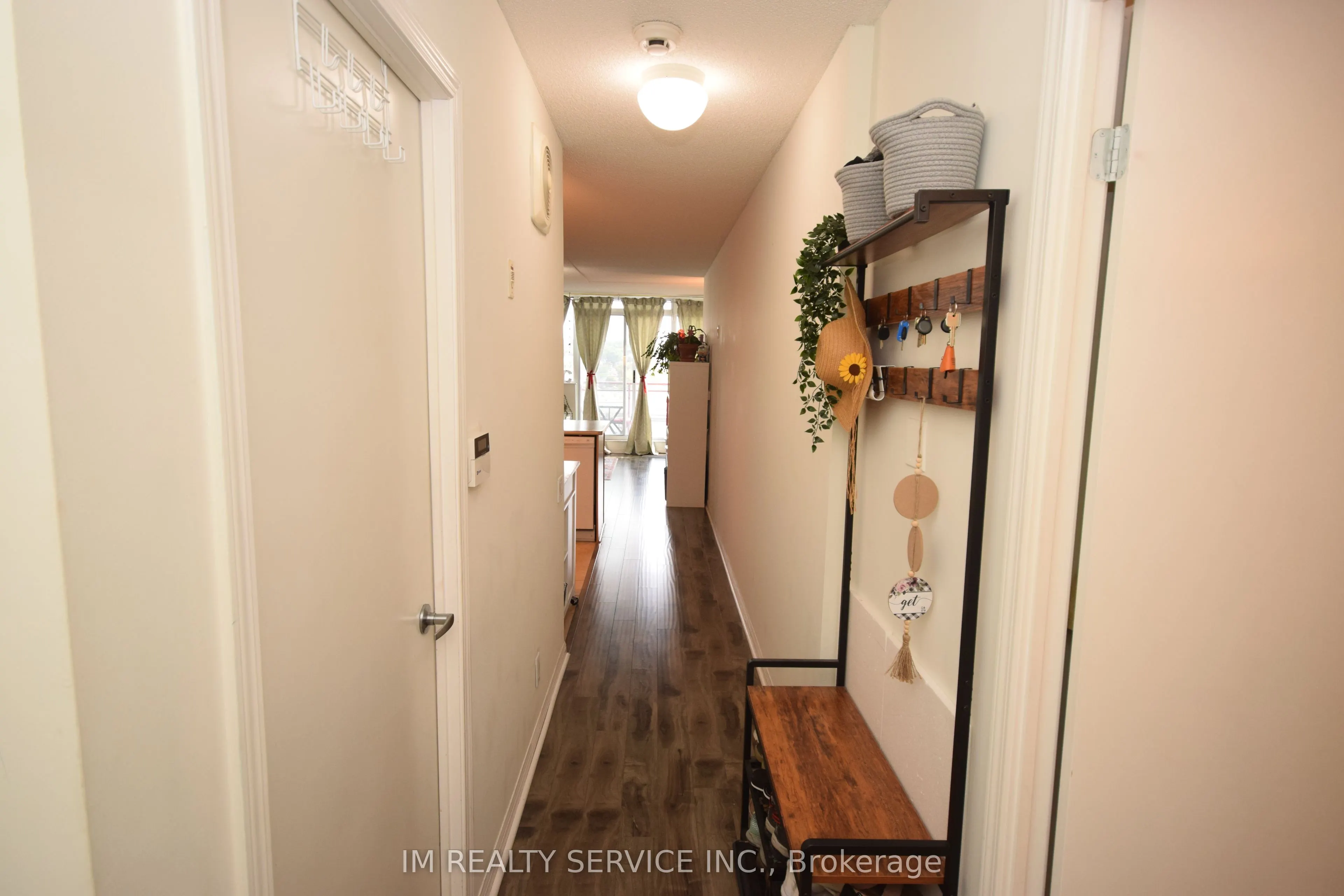 1600 Keele Street, #708