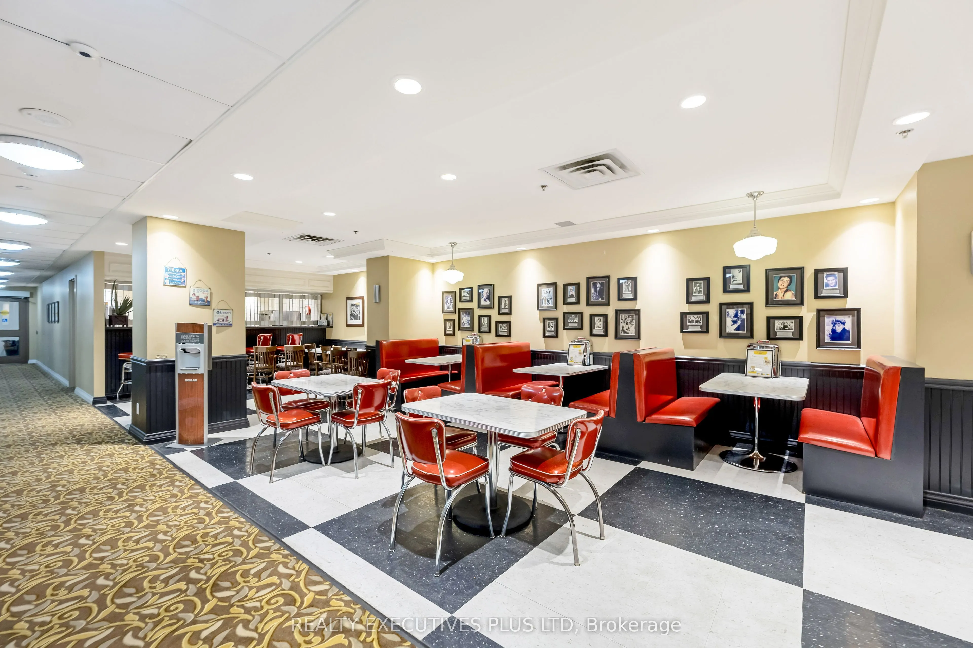 830 Scollard Court, #313