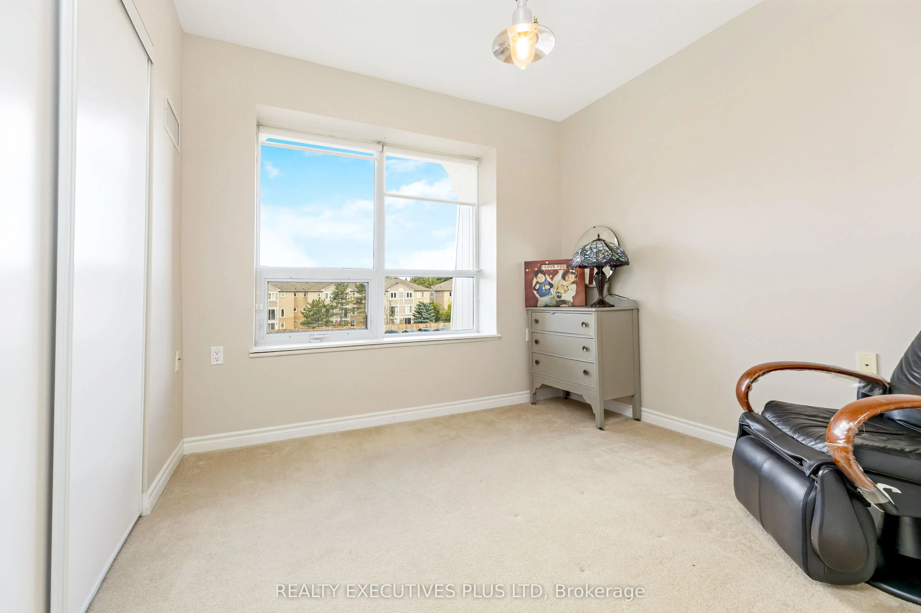 830 Scollard Court, #313