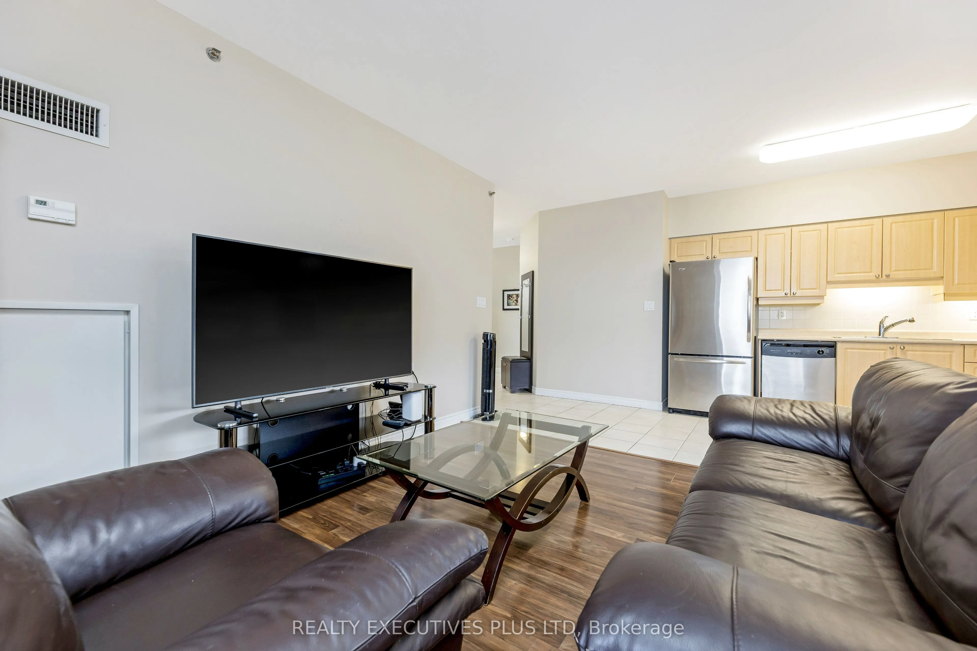 830 Scollard Court, #313