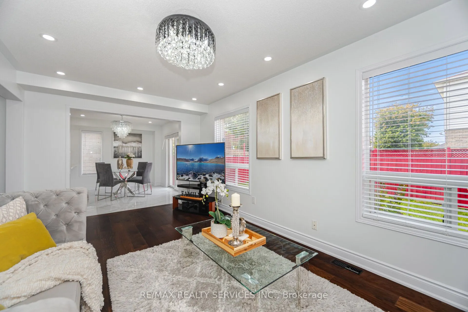 12 Woodvalley Drive