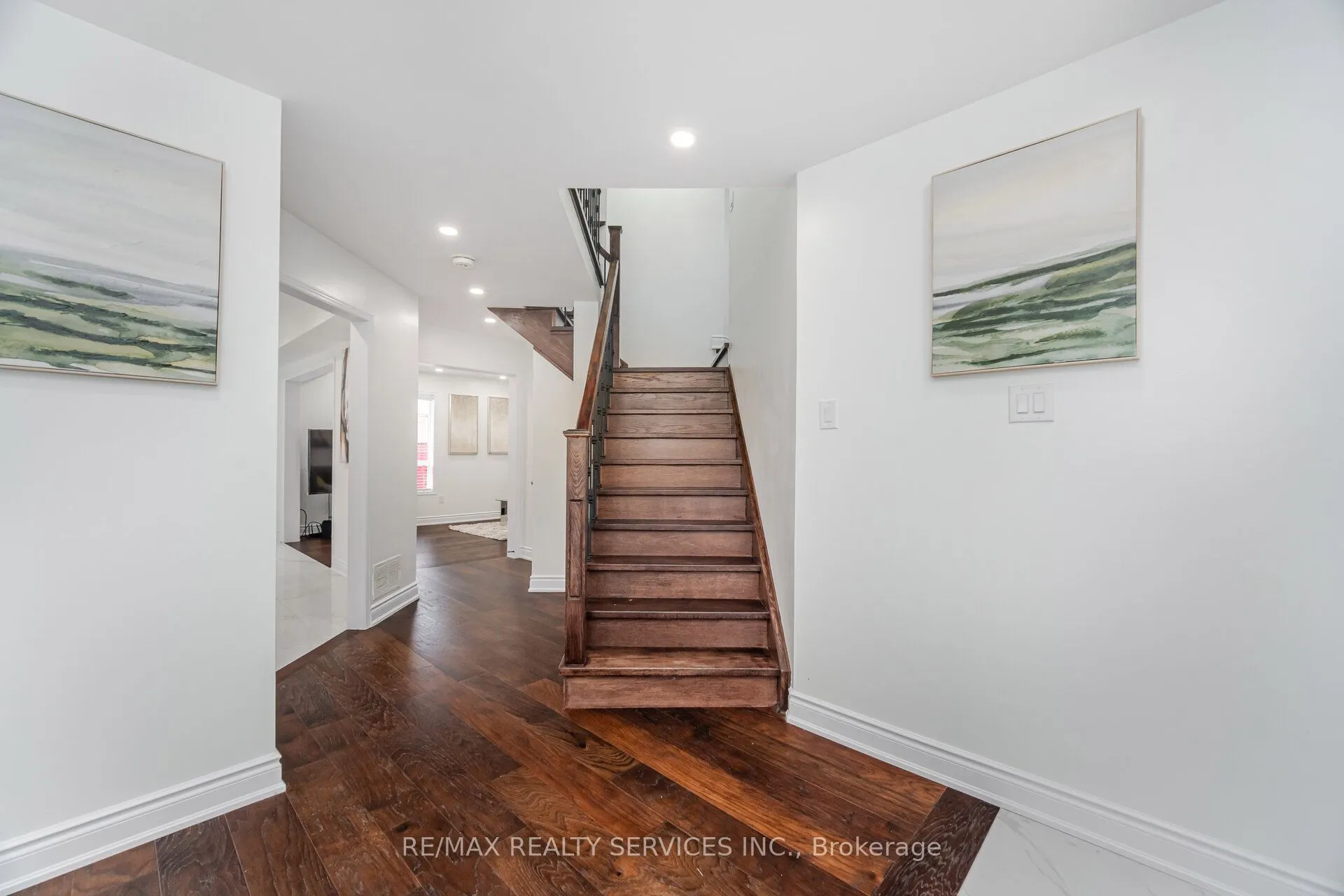 12 Woodvalley Drive