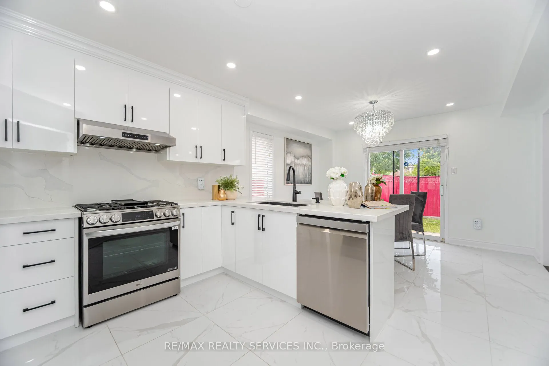 12 Woodvalley Drive