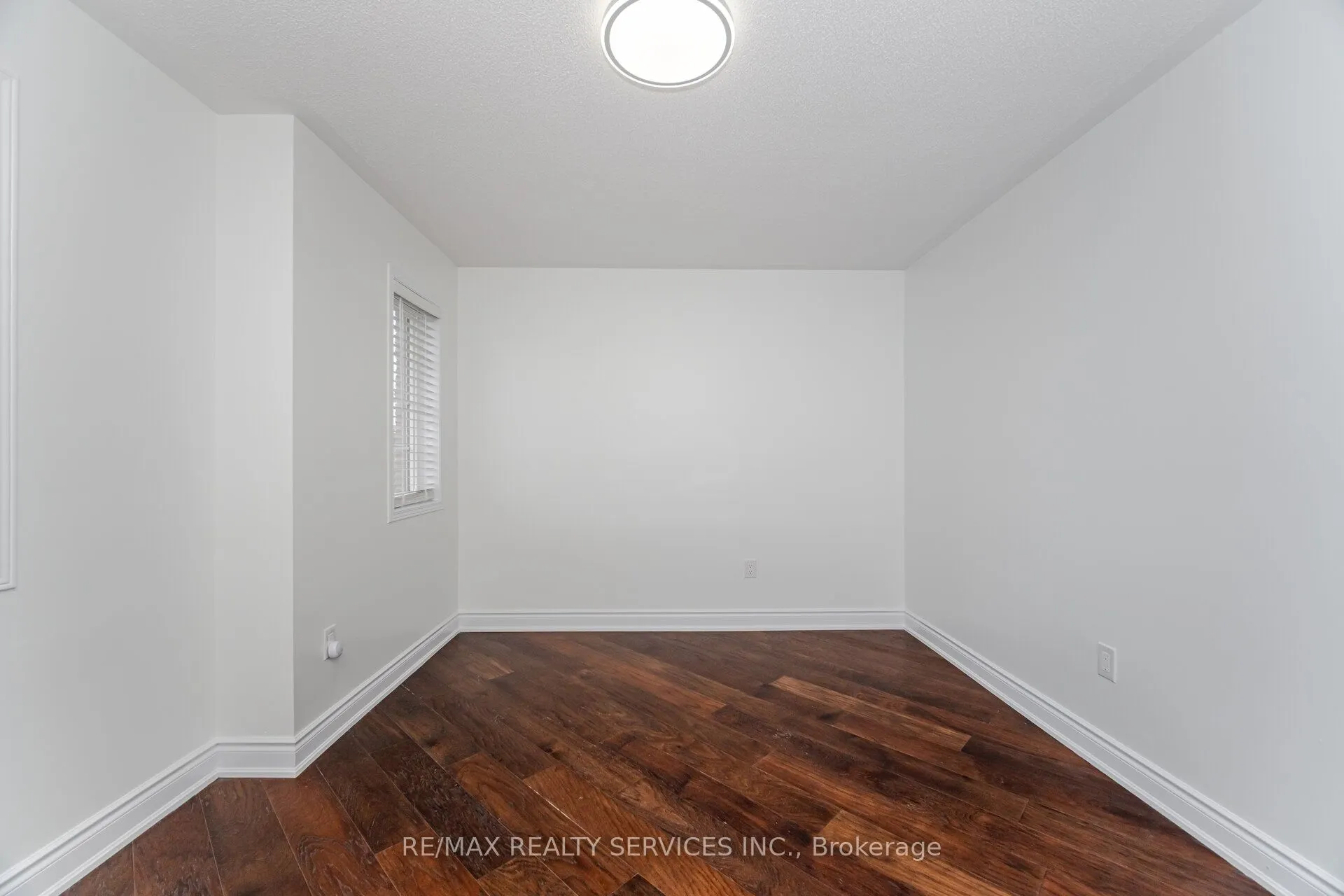 12 Woodvalley Drive