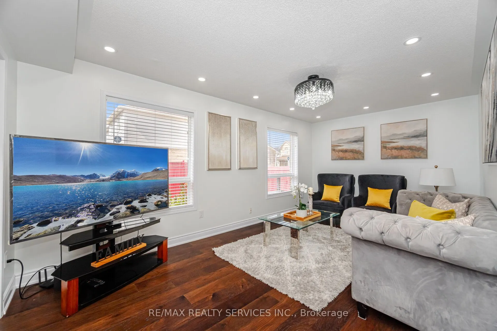 12 Woodvalley Drive