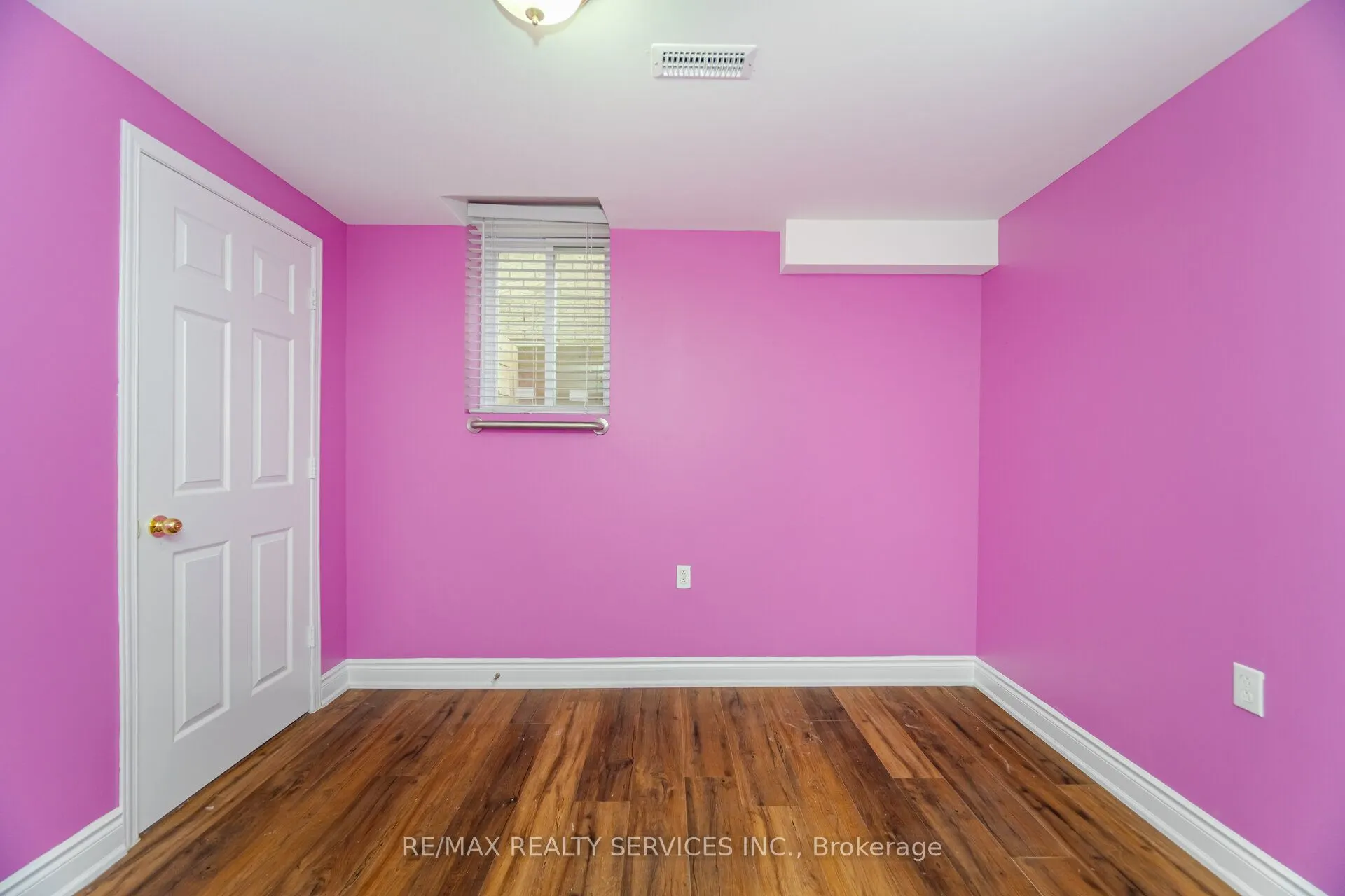 12 Woodvalley Drive