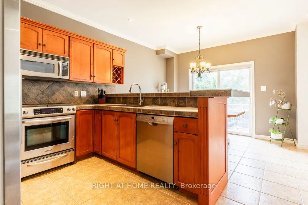 2350 Norland Drive