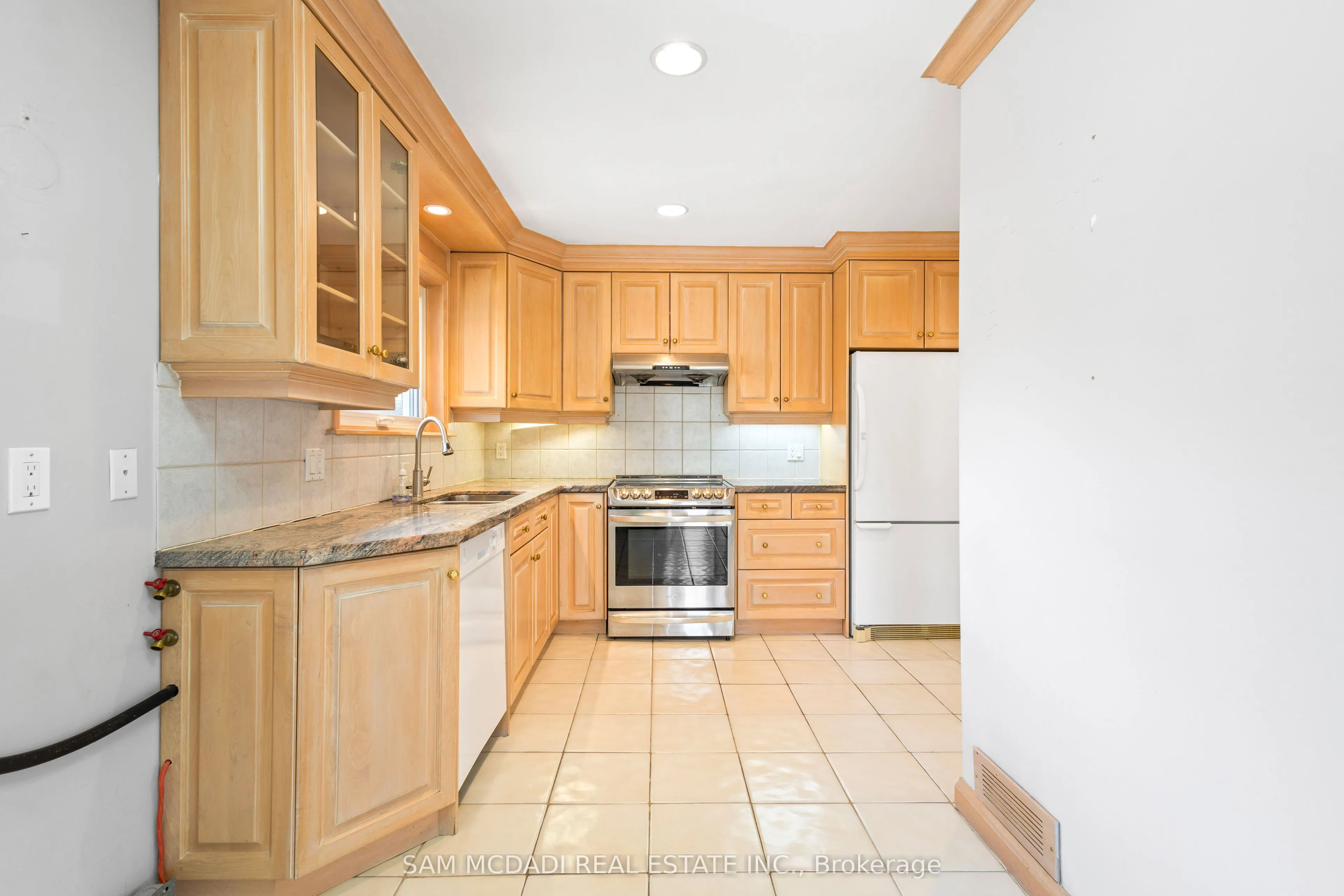 1491 Royal York Road