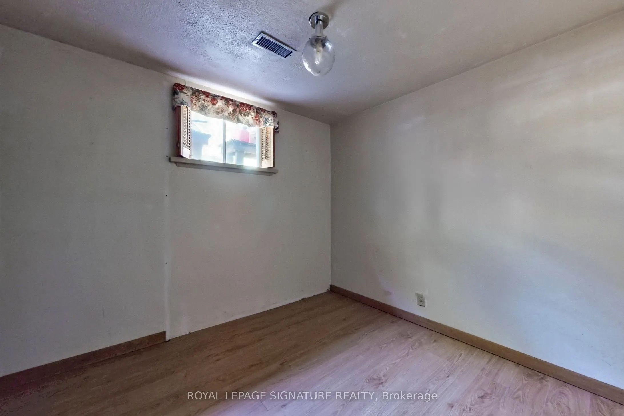 559 Drymen Crescent, #2