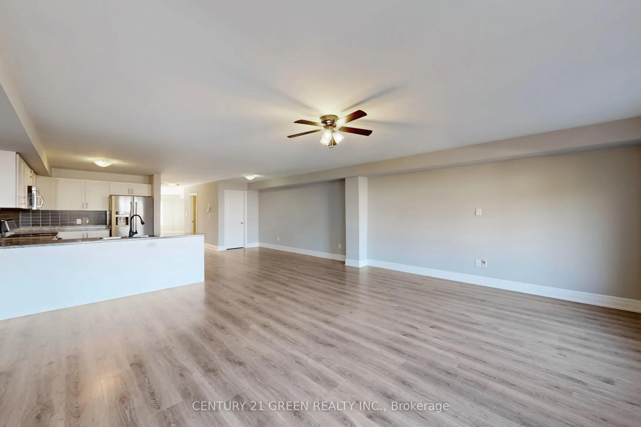 1 Chisholm Street, #D