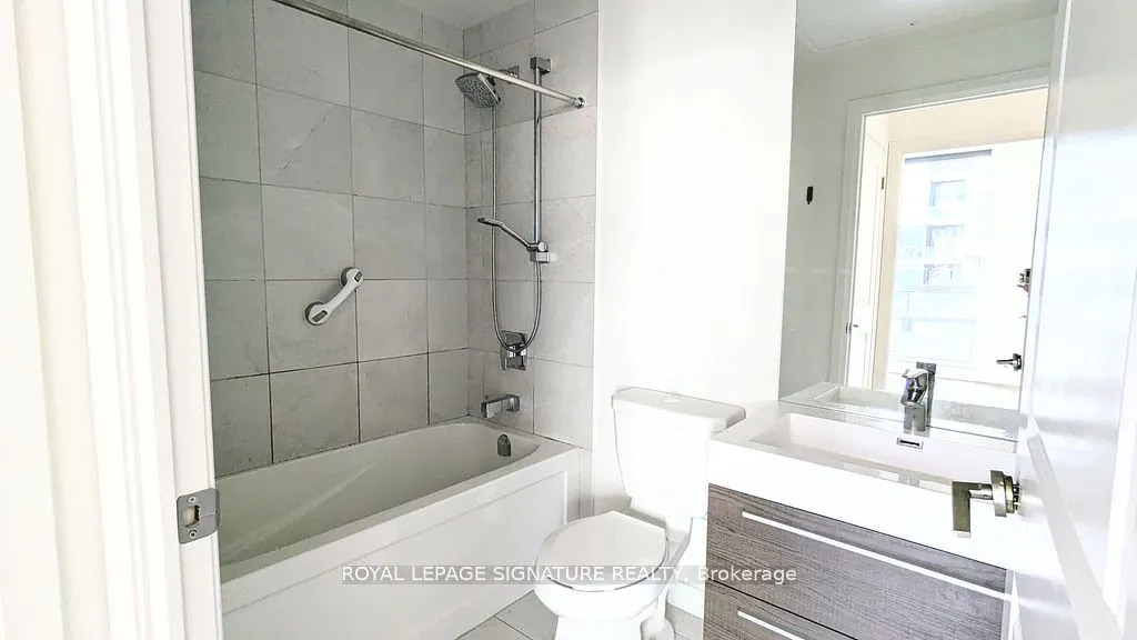 15 Zorra Street, #201