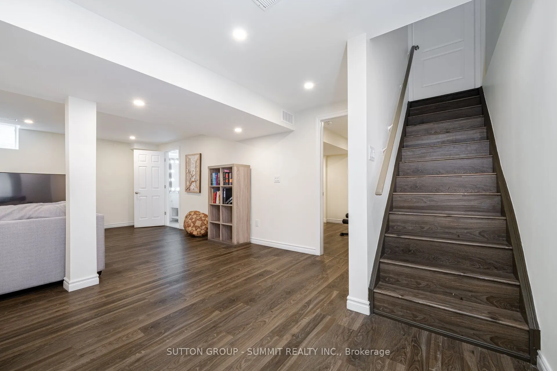 446 Mcjannett Avenue