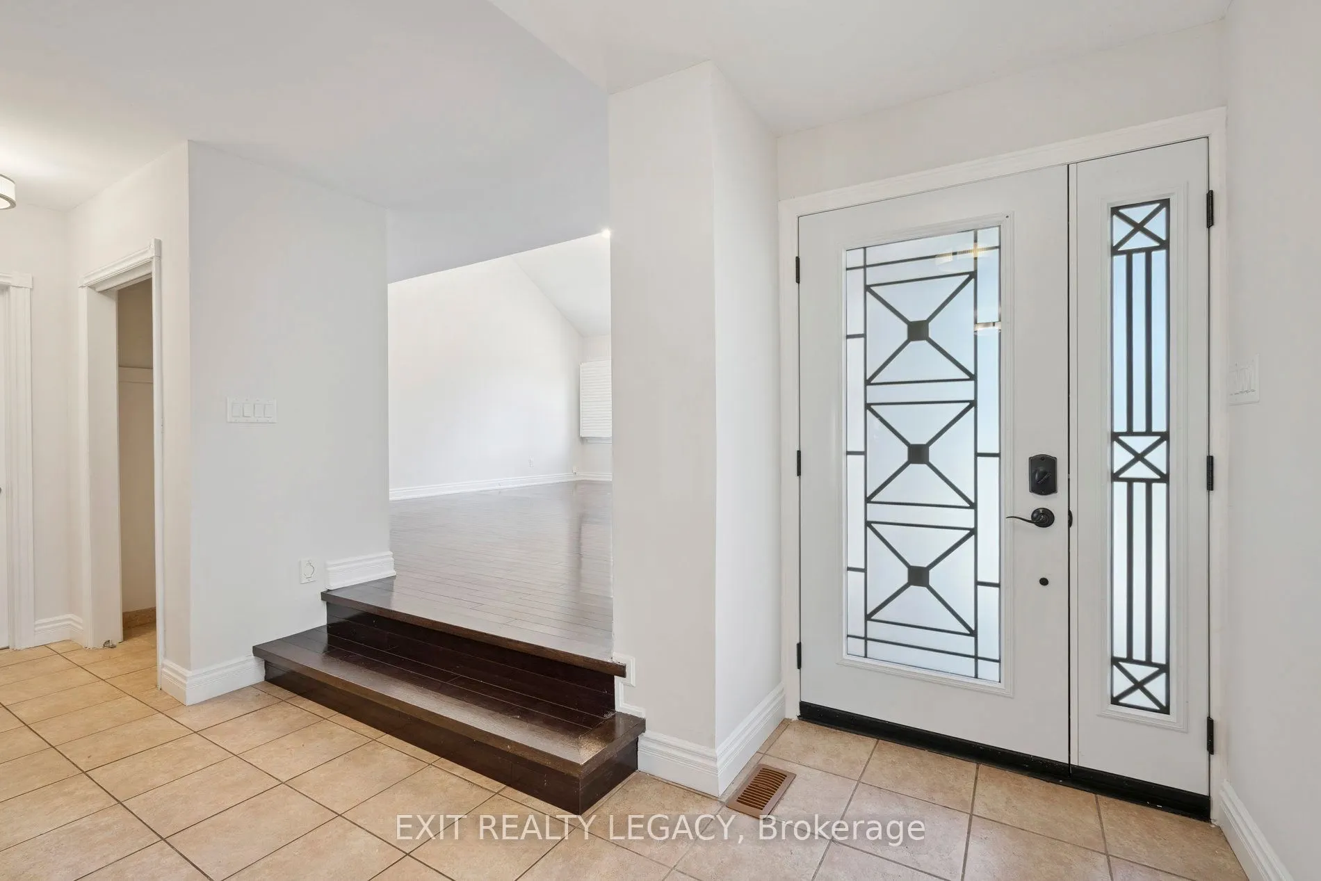 6 Muir Avenue