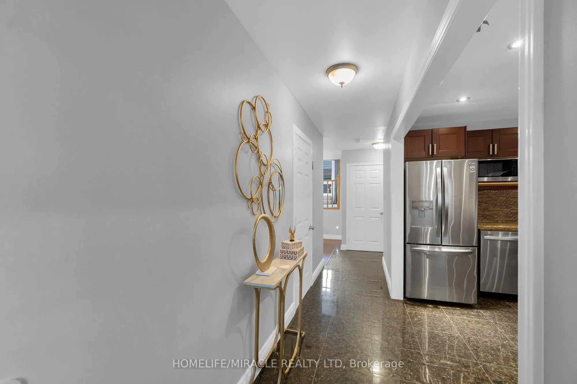 8 Franca Crescent
