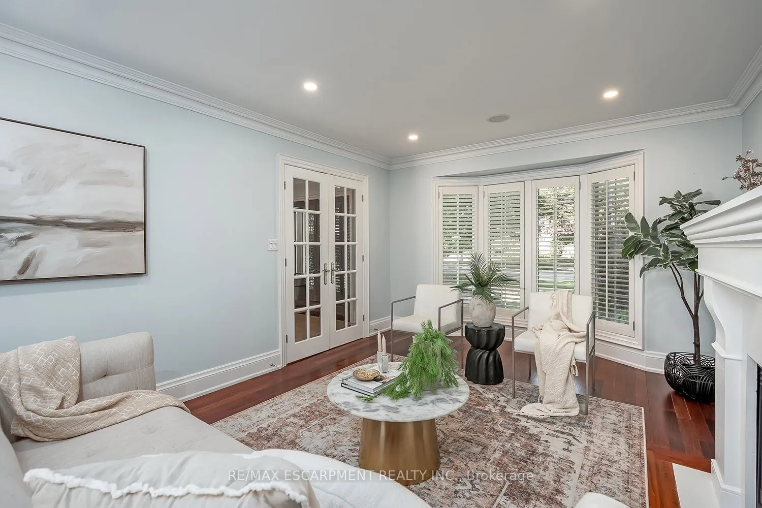 2428 Lakeshore Road