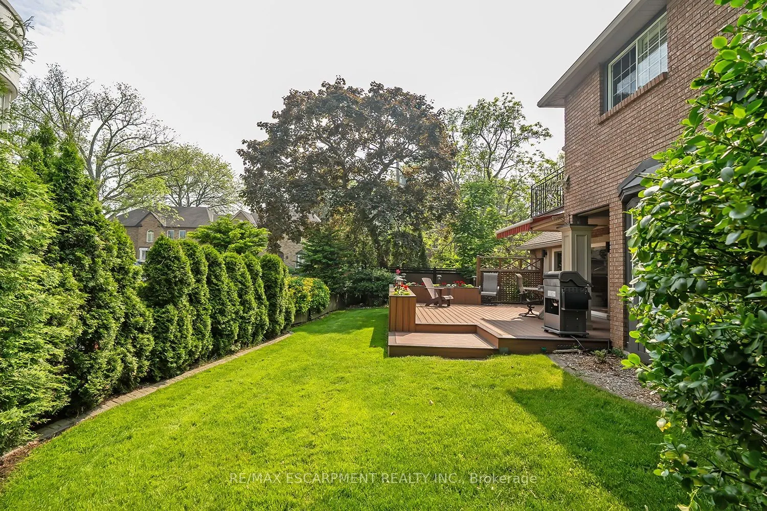 2428 Lakeshore Road