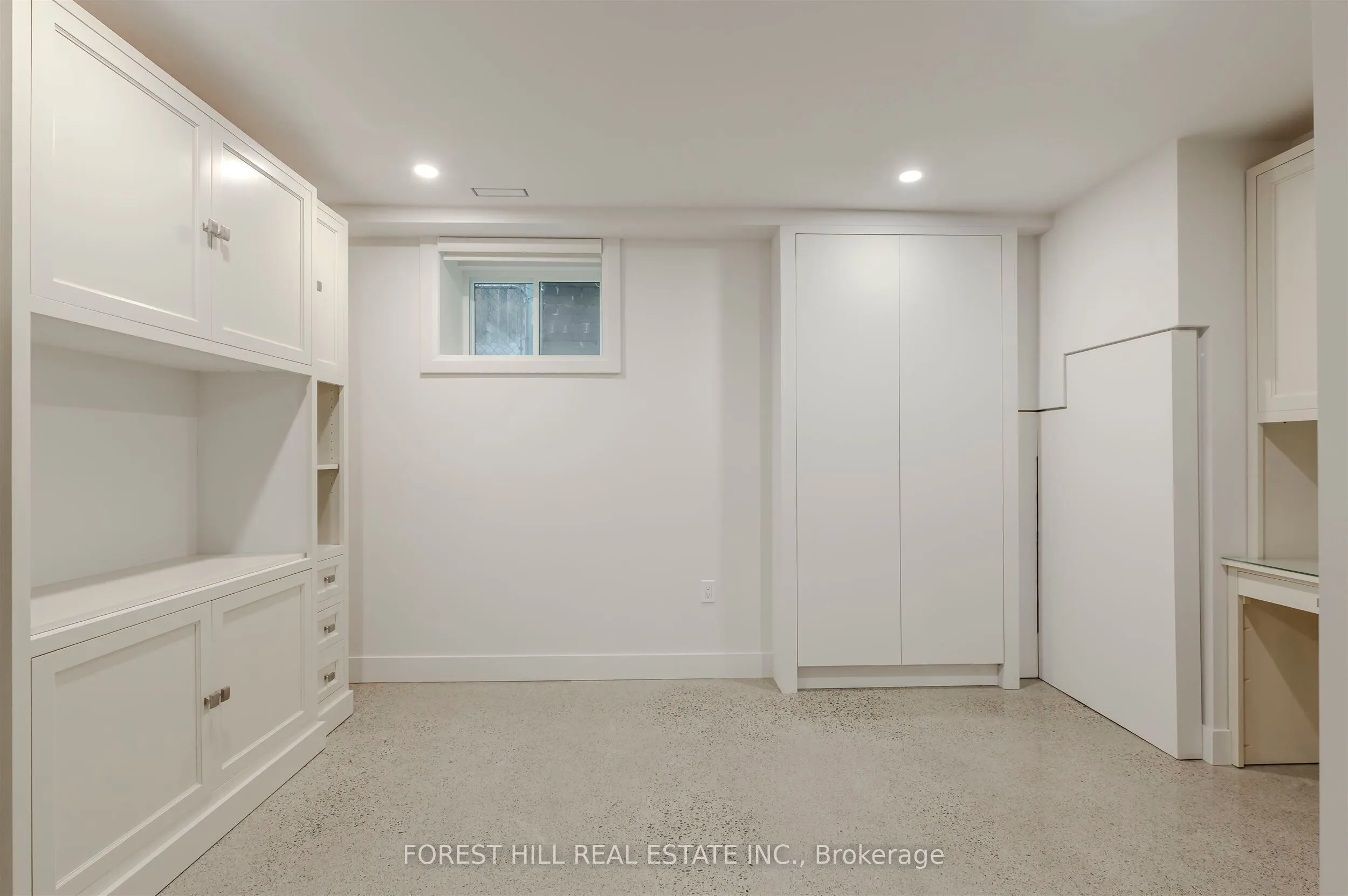 174 Sunnyside Avenue, #3